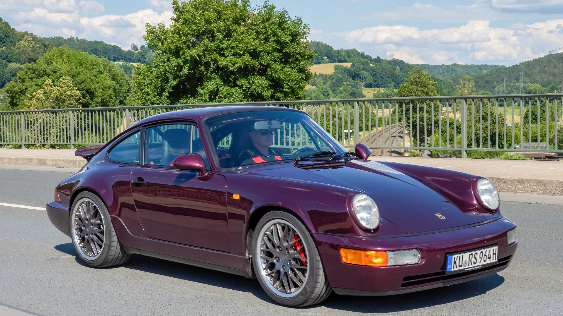 File:Porsche 964 RS Kulmbach-20220626-RM-164604.jpg