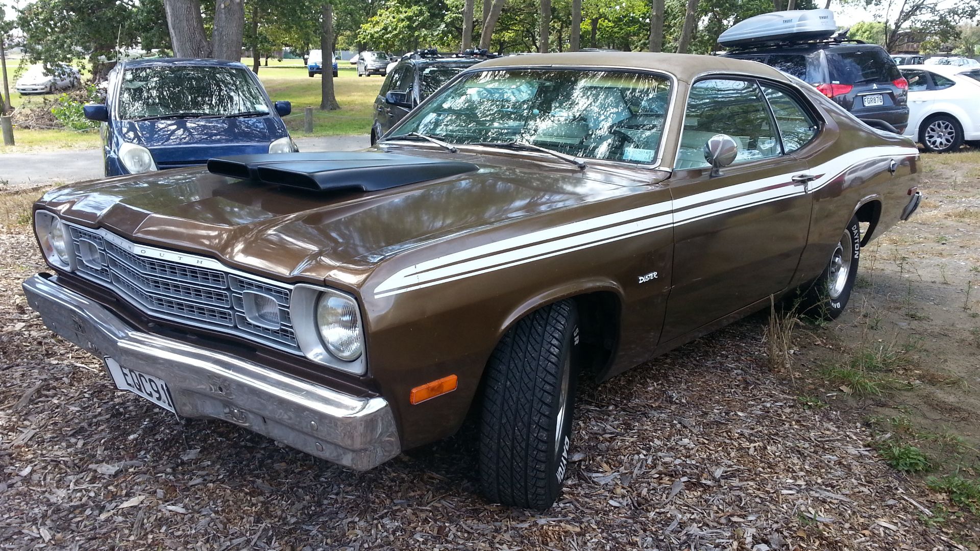 File:1974 Plymouth Duster (14463085173).jpg