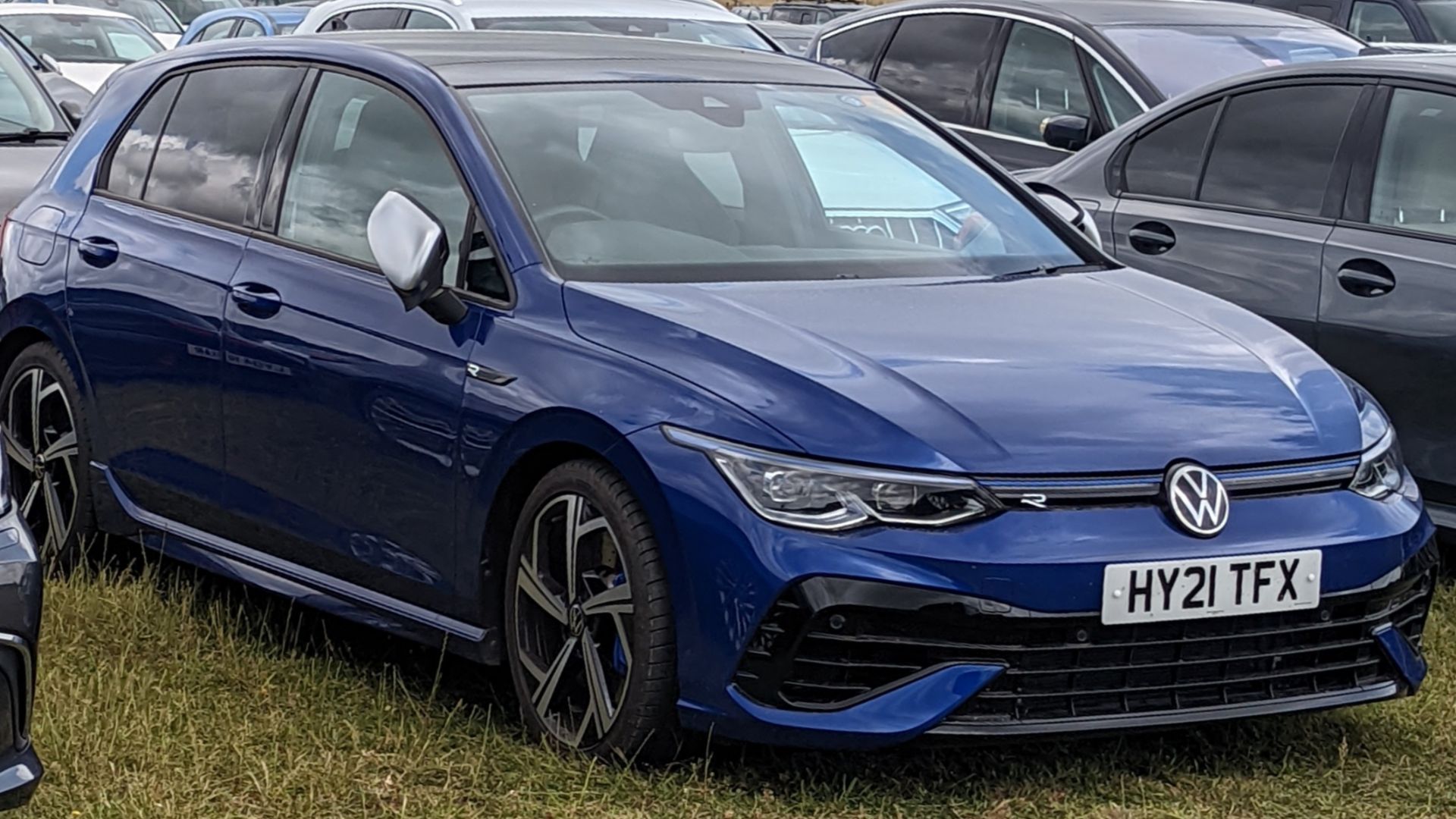 File:2021 Volkswagen Golf R (46643).jpg