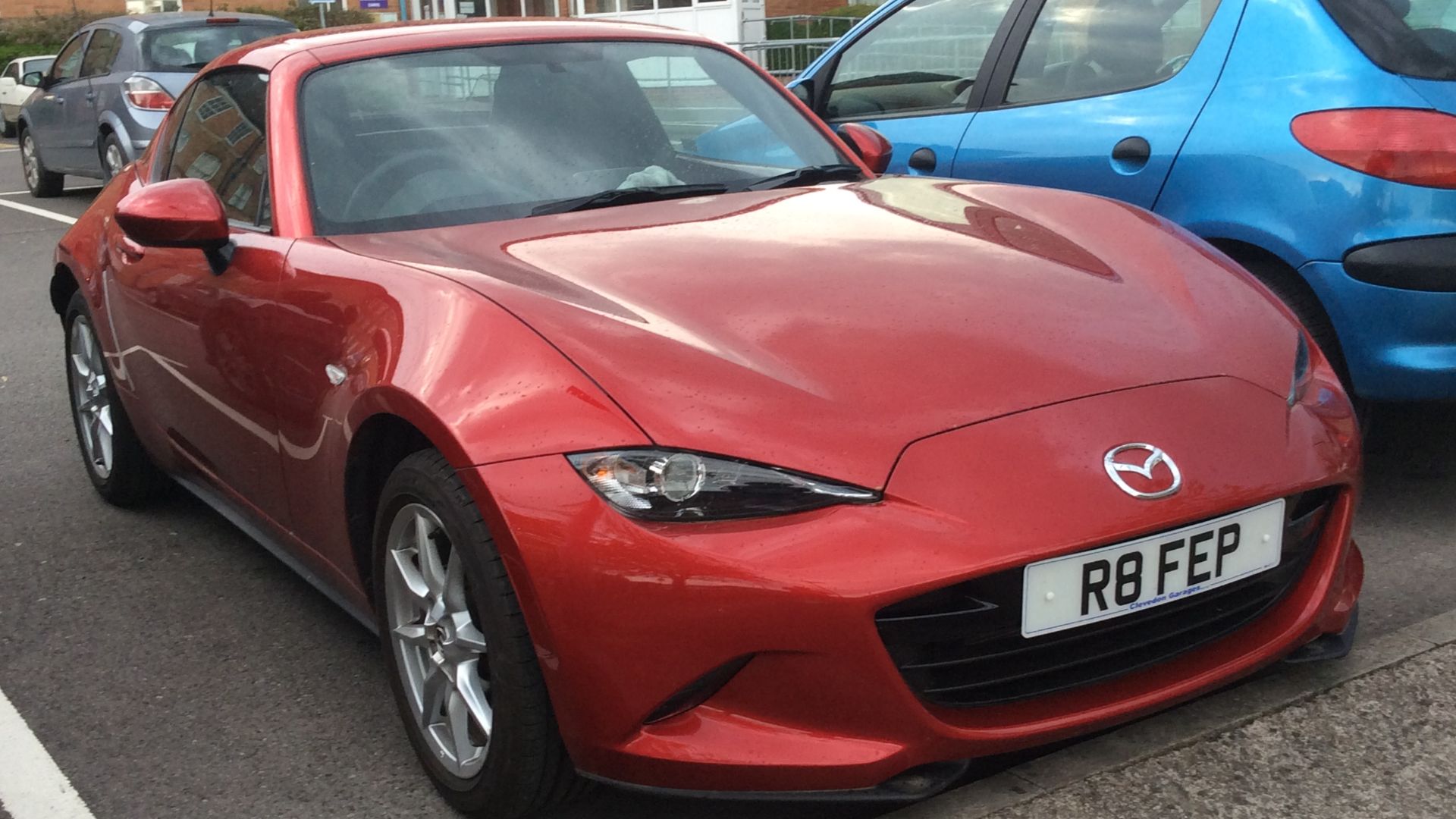 File:2017 Mazda MX-5 RF SE-L Nav (R8 FEP).jpg
