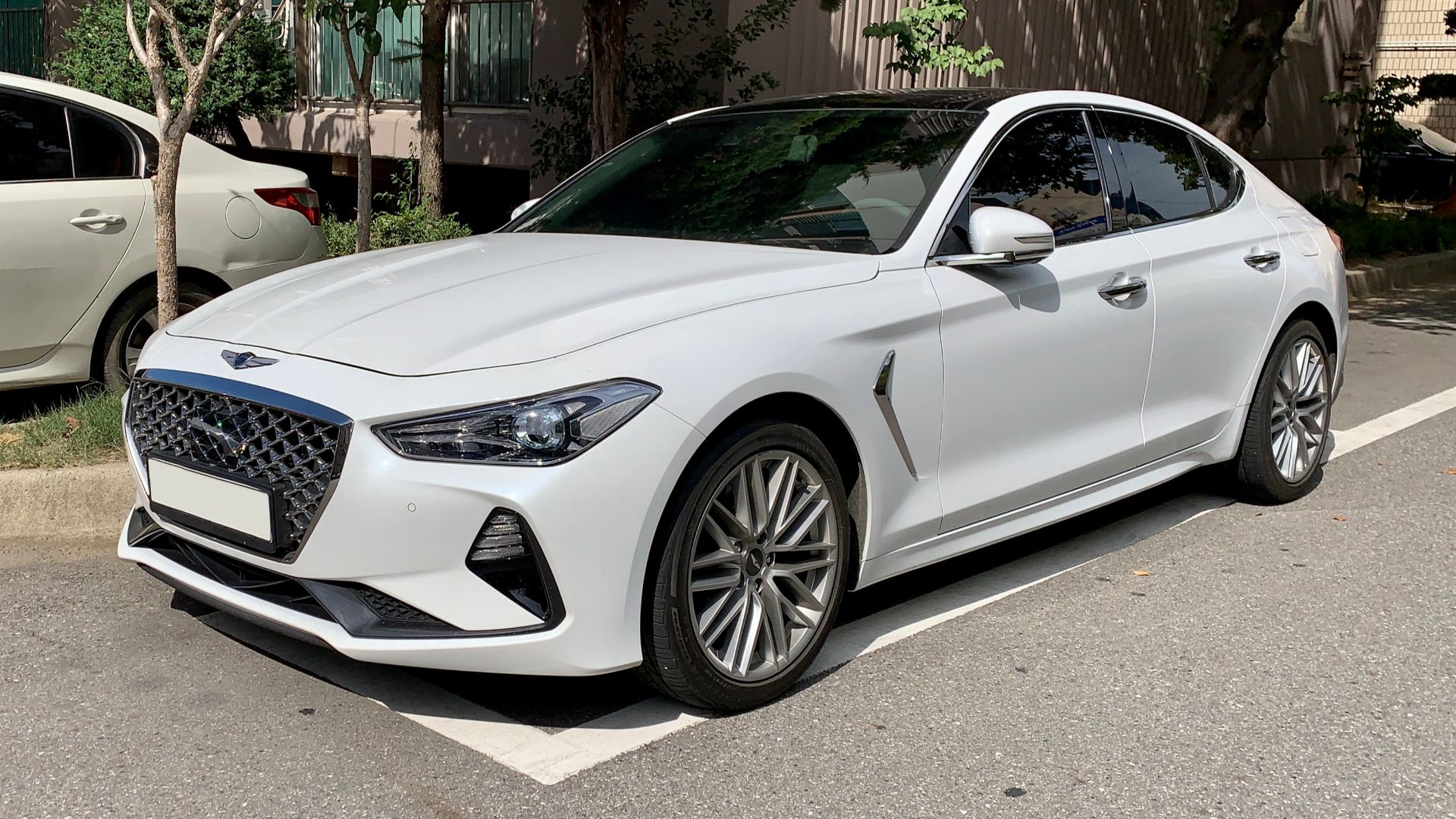 File:0 Genesis G70 1.jpg
