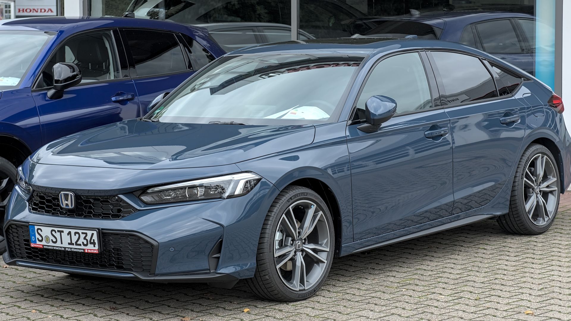 File:2025 Honda Civic Hybrid (Europe) DSC 2733.jpg