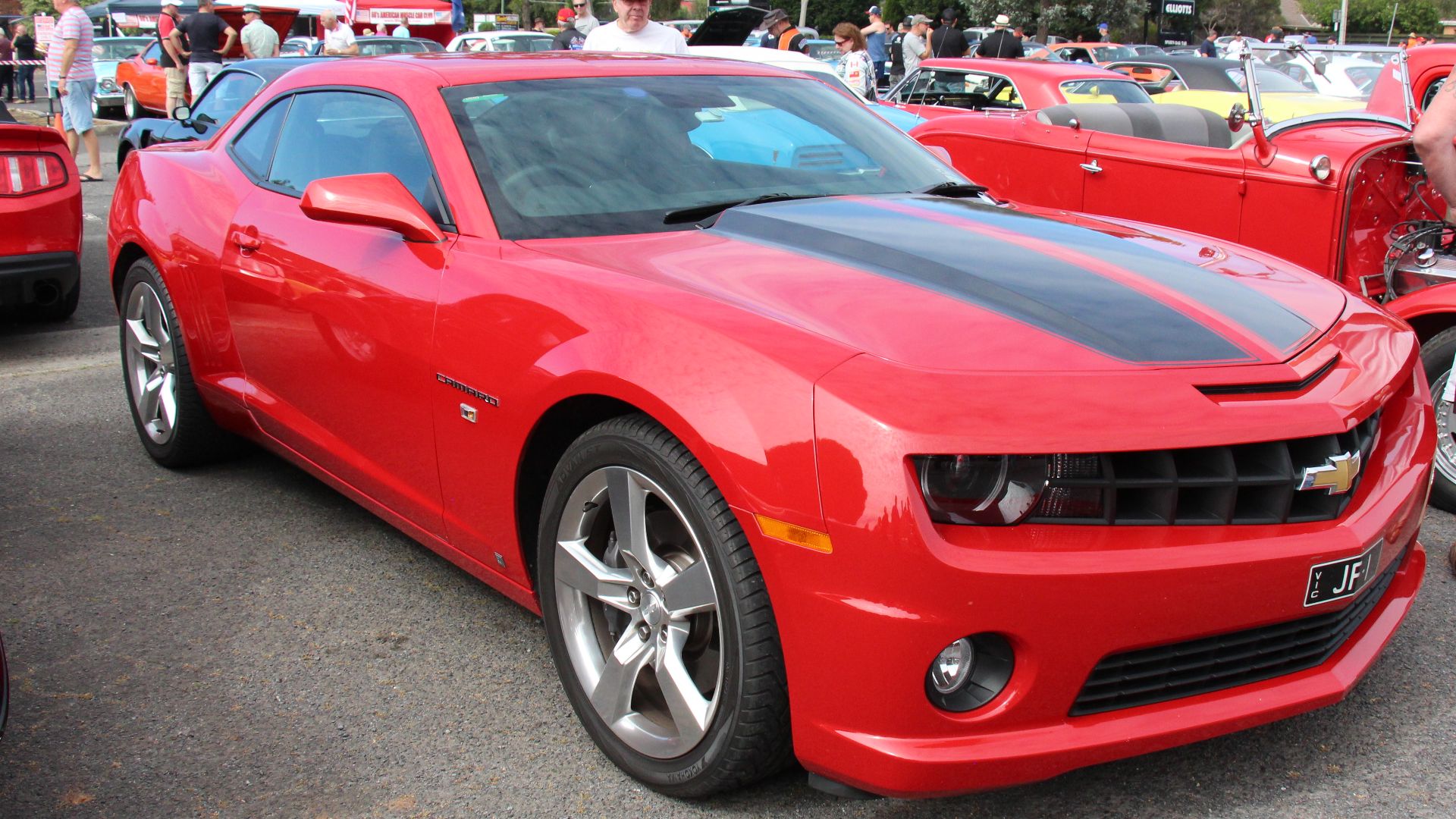 File:2010 Chevrolet Camaro RS Coupe (31091138626).jpg