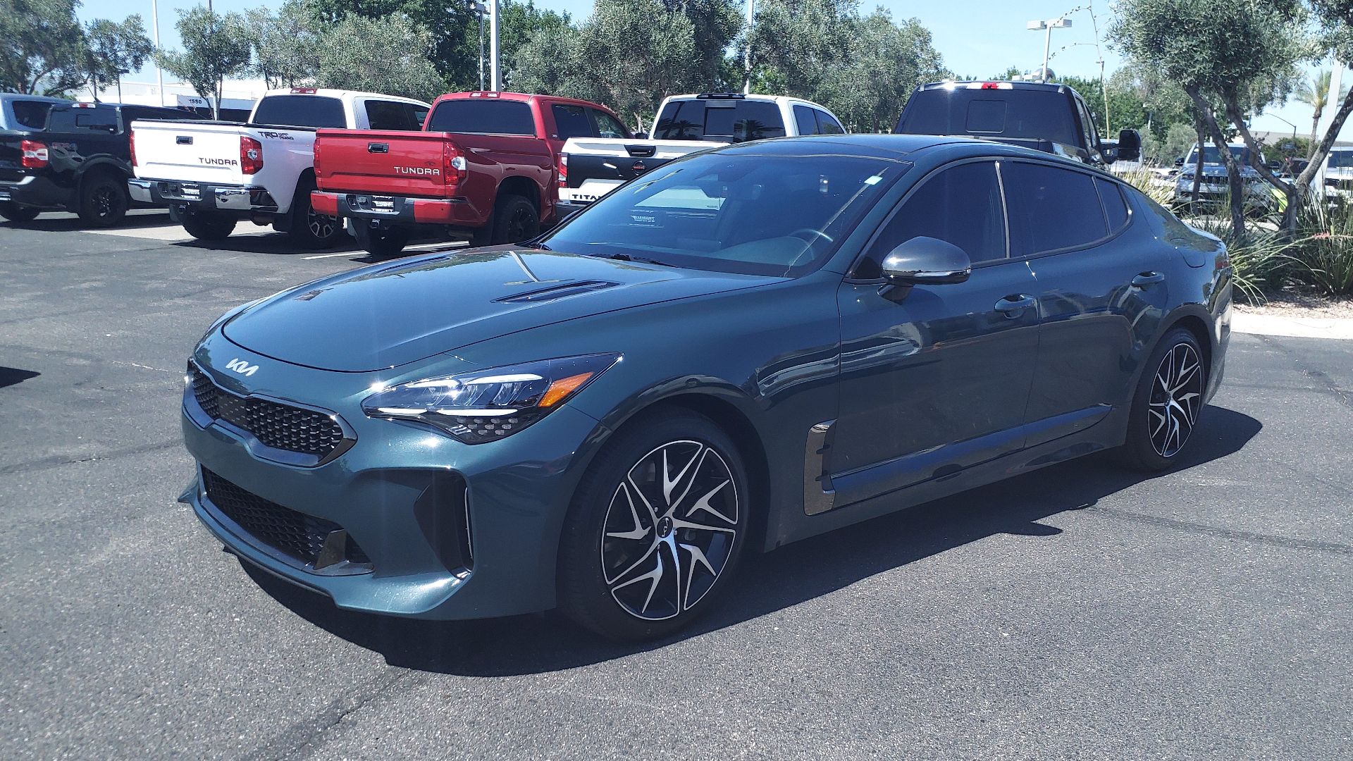 File:23 Kia Stinger GT-Line.jpg