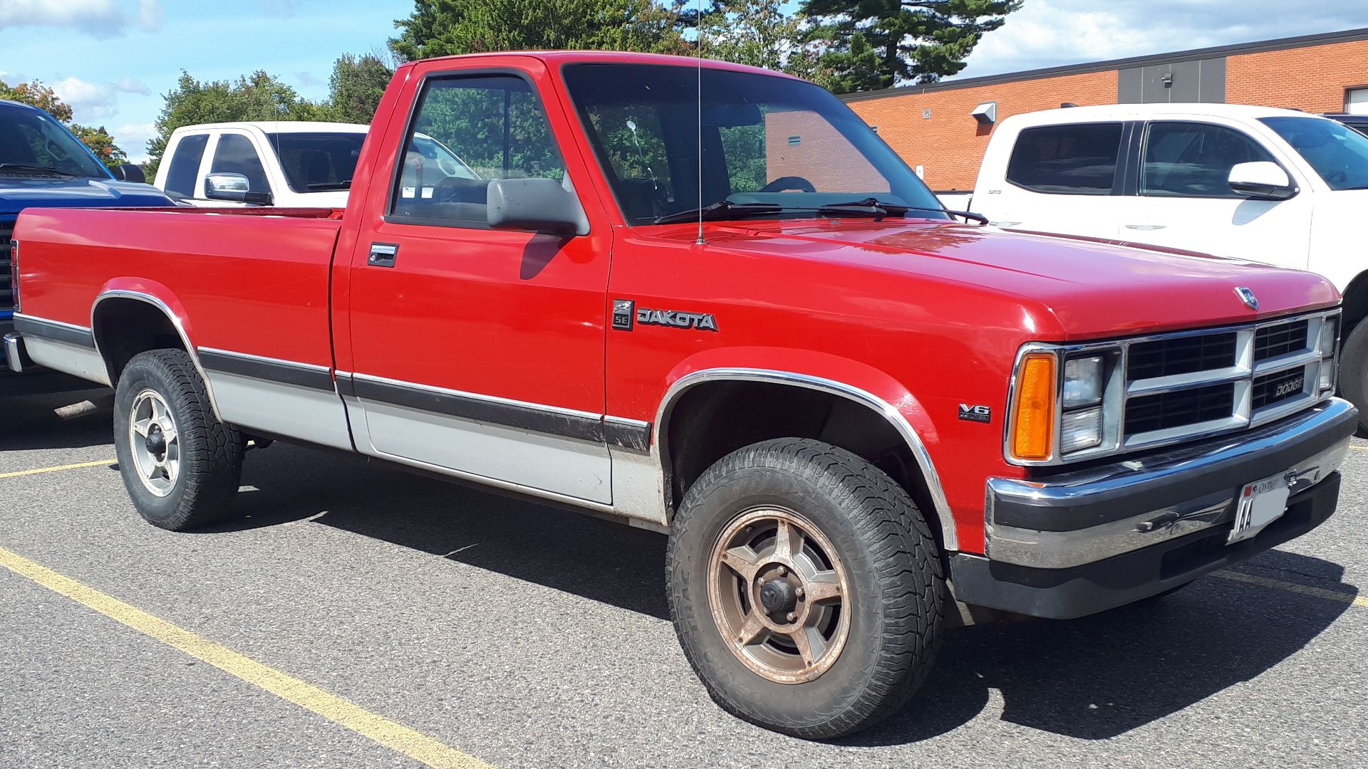 File:1990 Dodge Dakota, Front Right, 09-09-2019.jpg