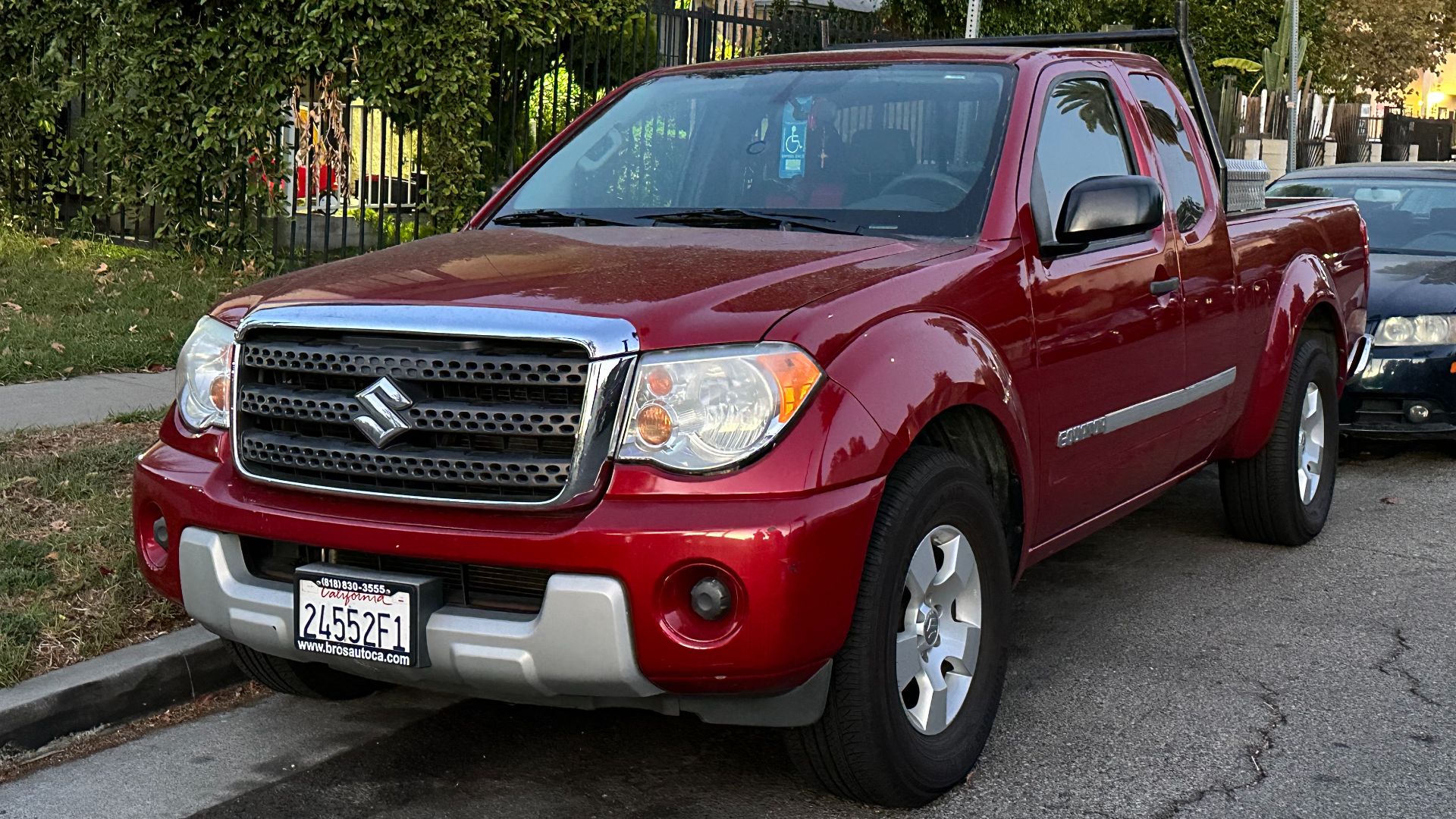 File:2008-2012 Suzuki Equator.jpg