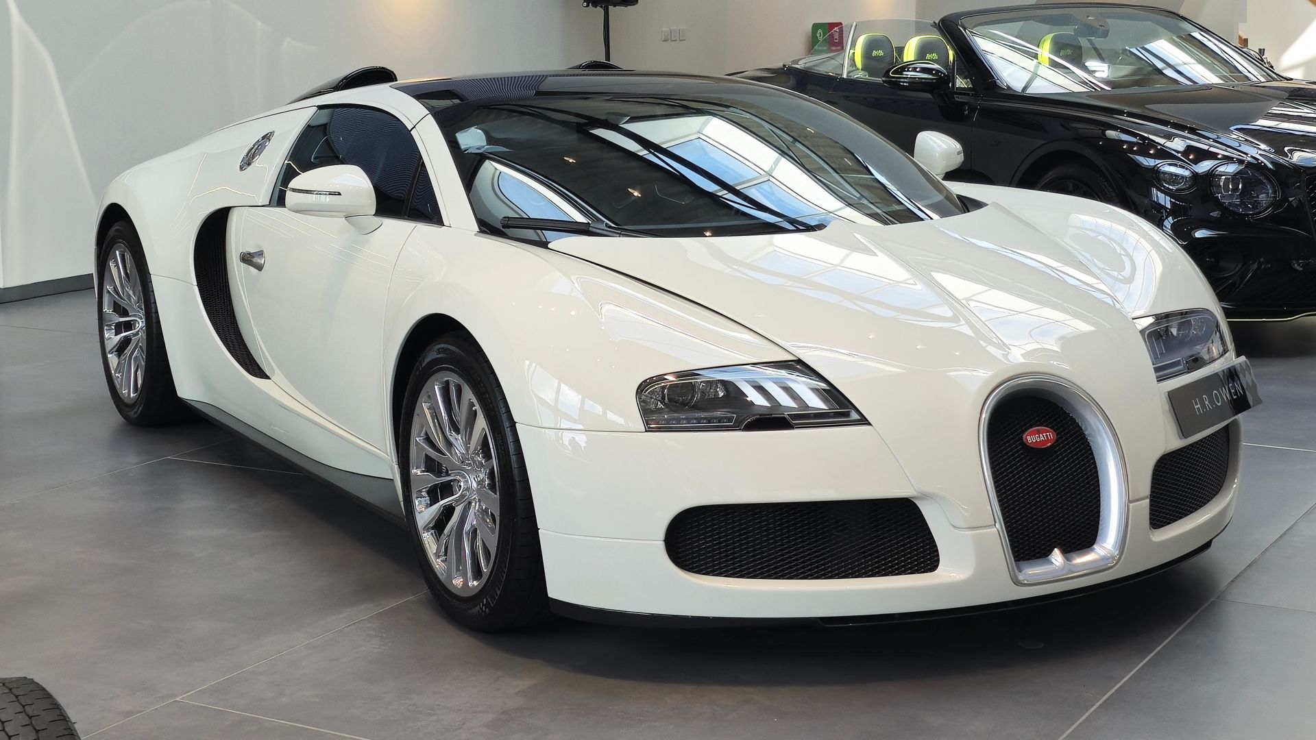 File:Bugatti Veyron 9.jpg