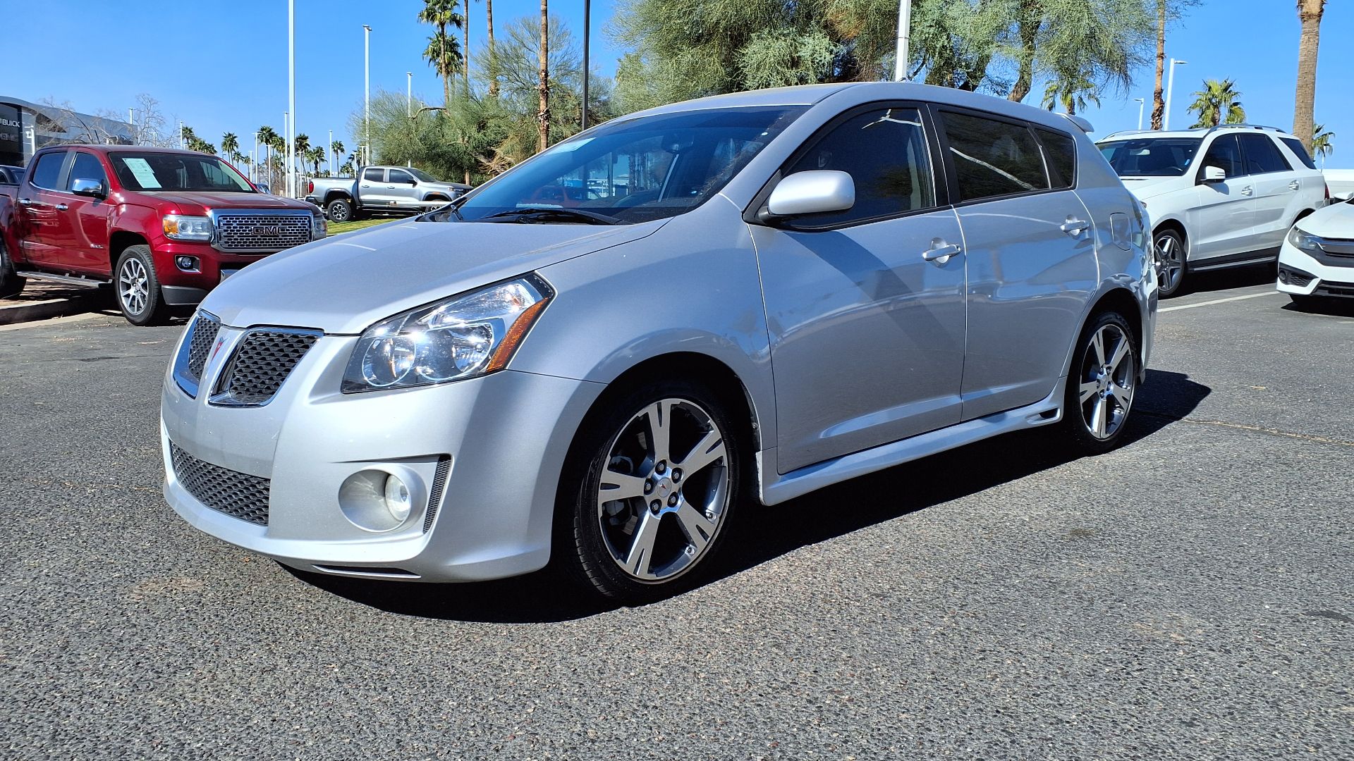 File:09 Pontiac Vibe GT.jpg