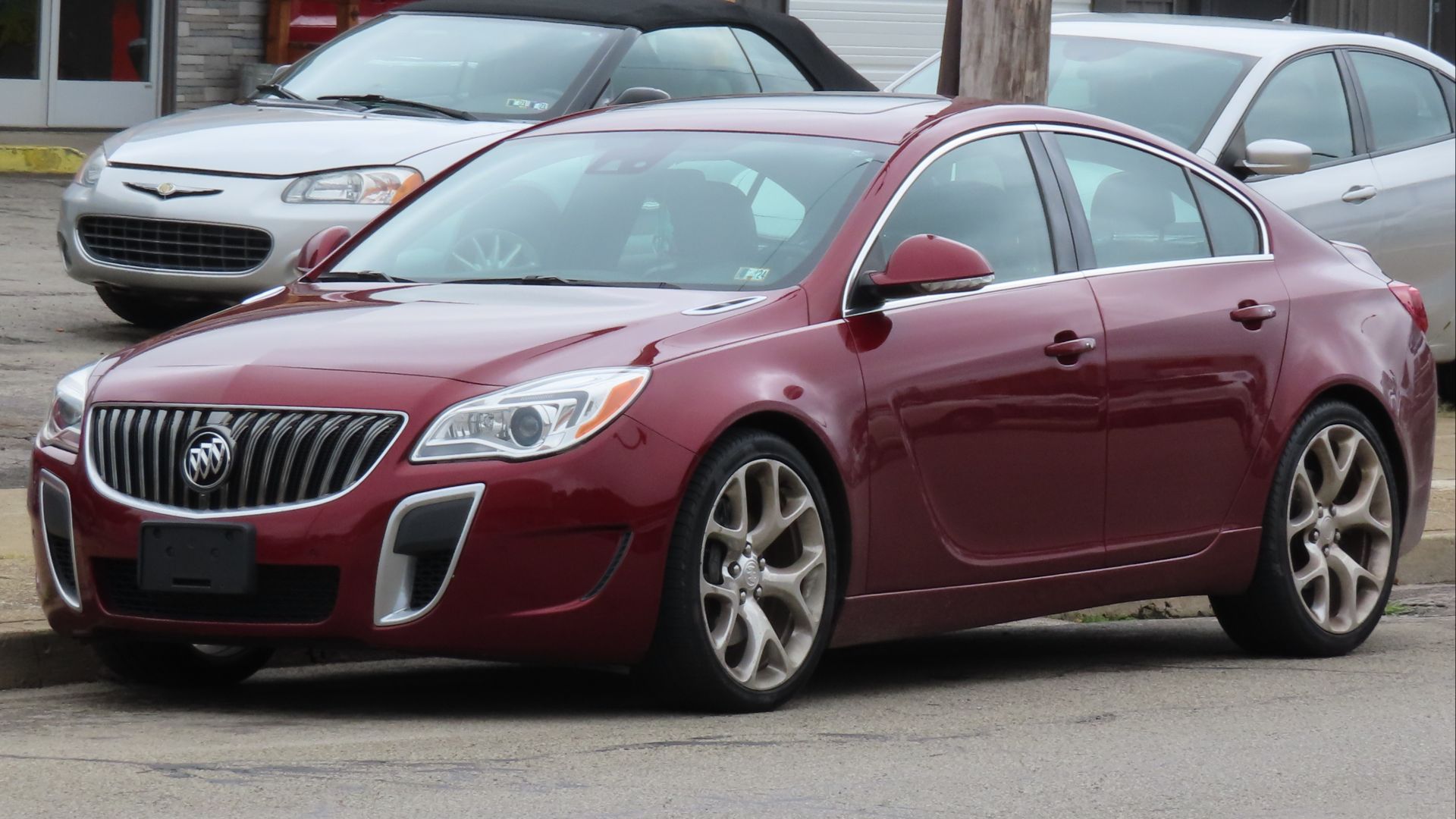 File:2016 Buick Regal GS, front left, 09-09-2023.jpg