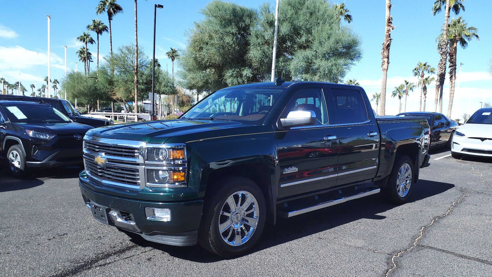 File:15 Chevrolet Silverado 1500 High Country.jpg