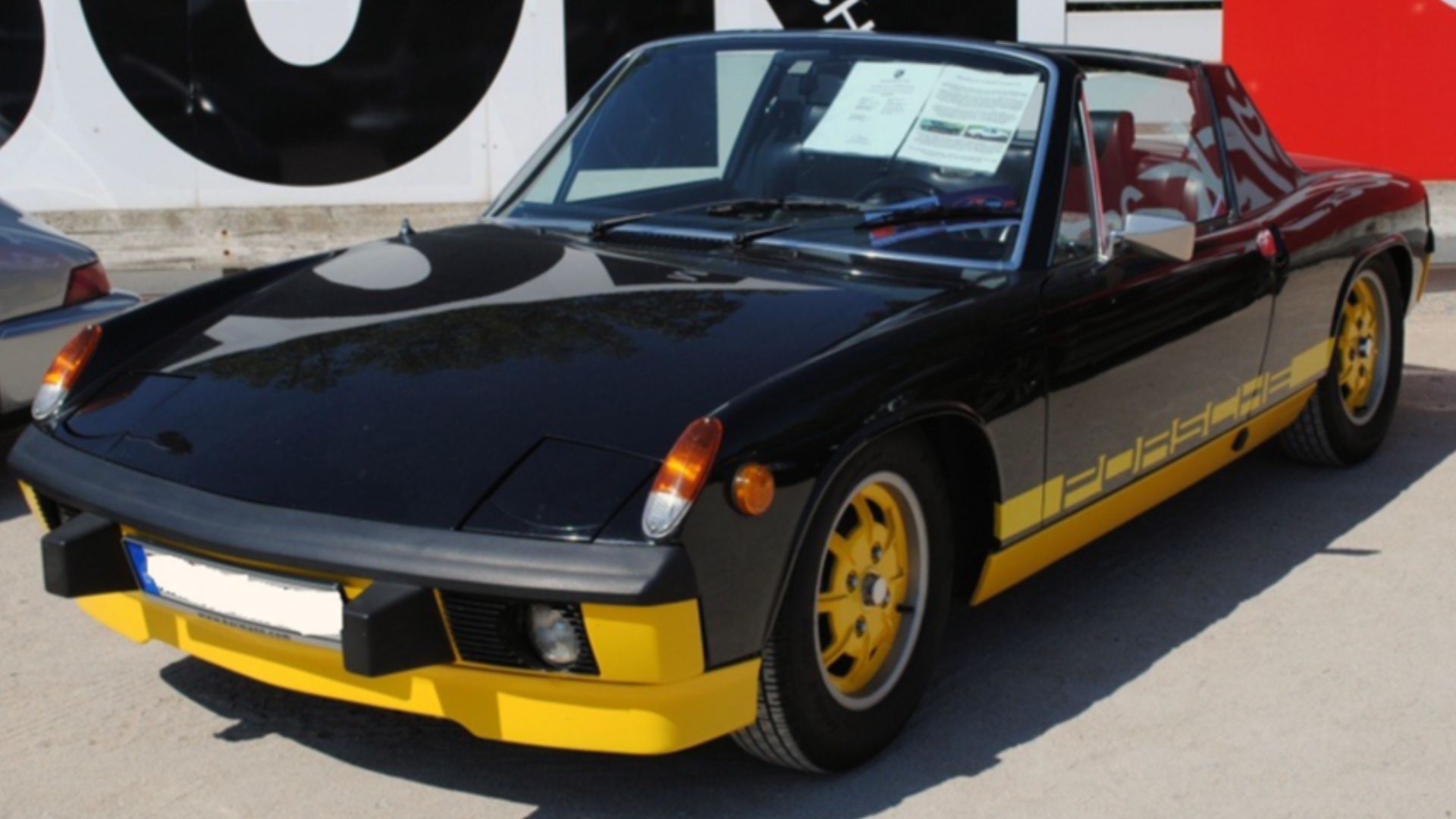 File:Bumblebee 914LE.jpg