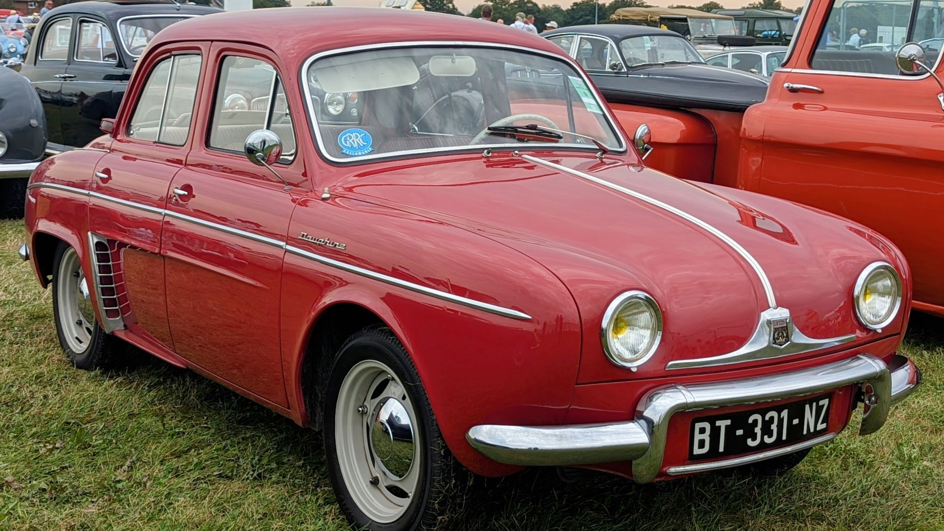 File:Renault Dauphine 7.jpg