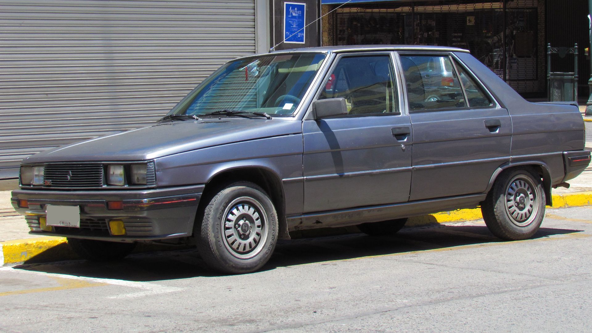 File:Renault 9 TSE 1985 (14935783360).jpg