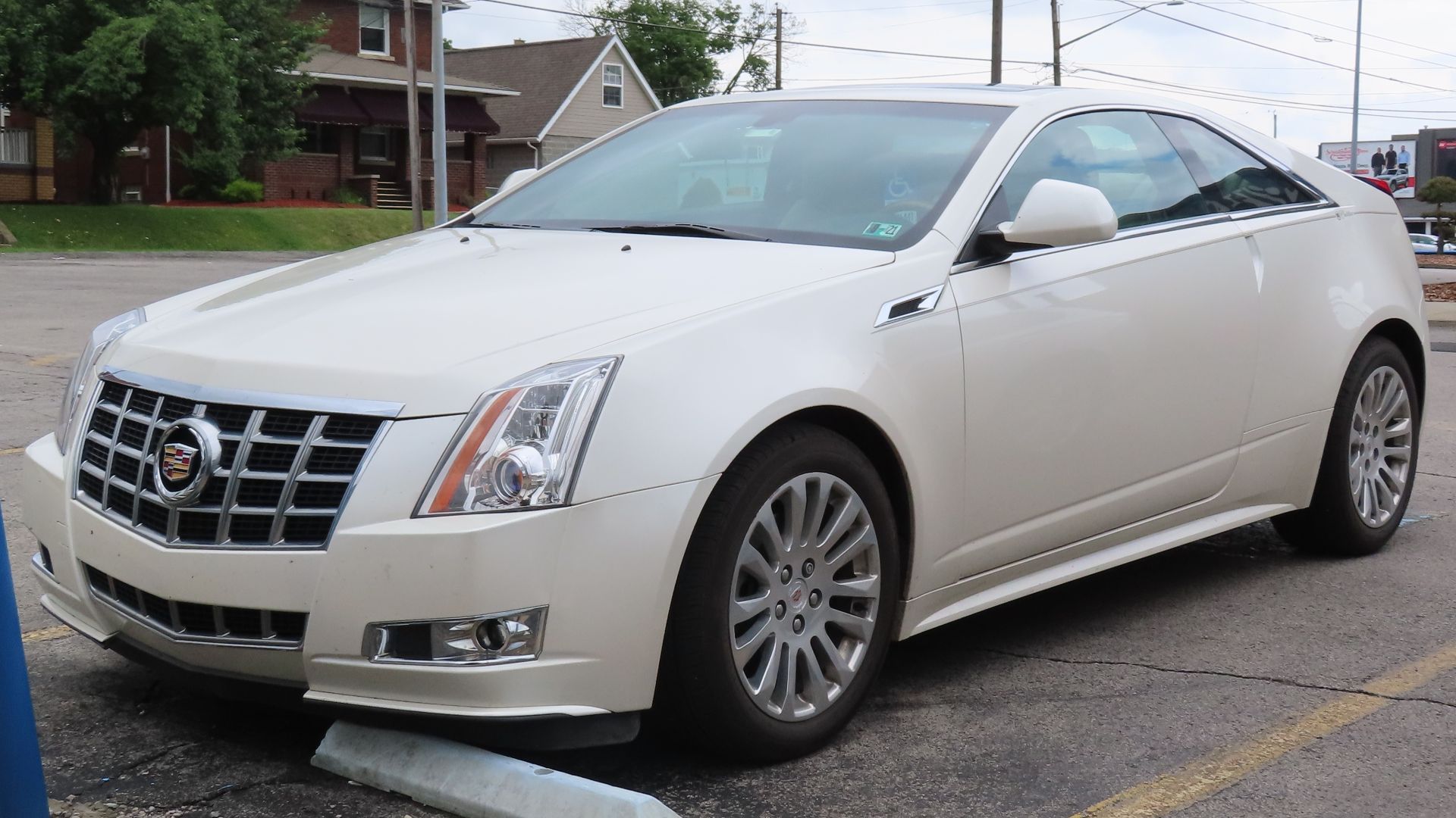 File:12-14 Cadillac CTS coupe.jpg