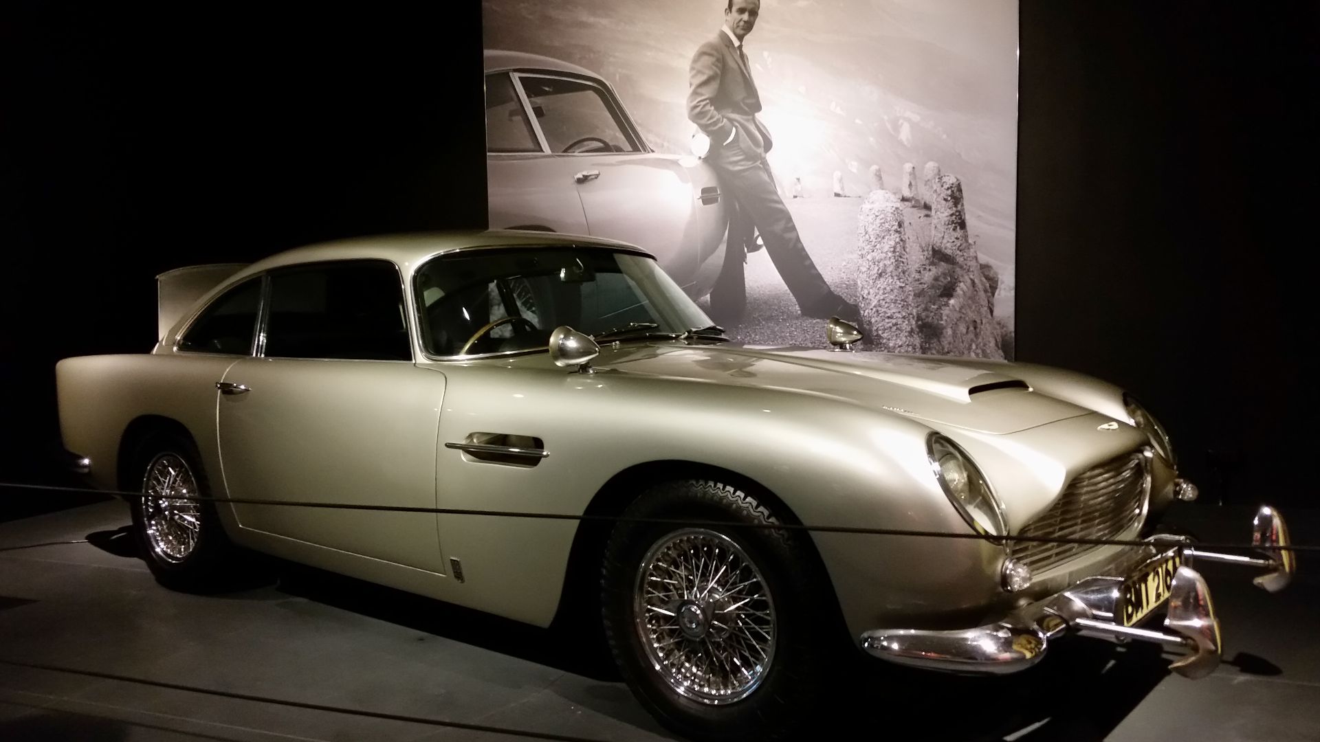 File:1964 Aston Martin DB5 at the Louwen Museum.jpg