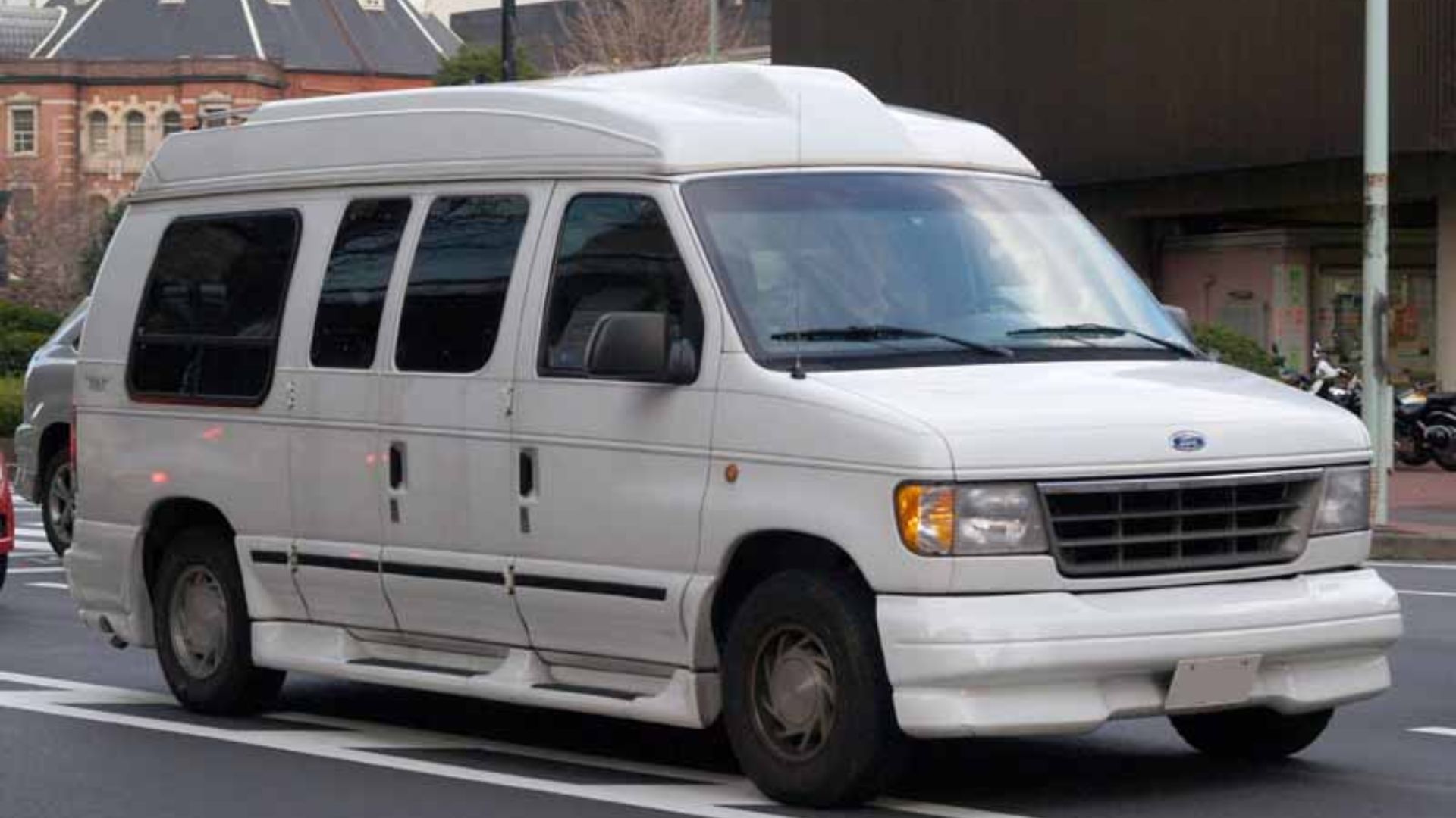 File:Ford Econoline 2.jpg