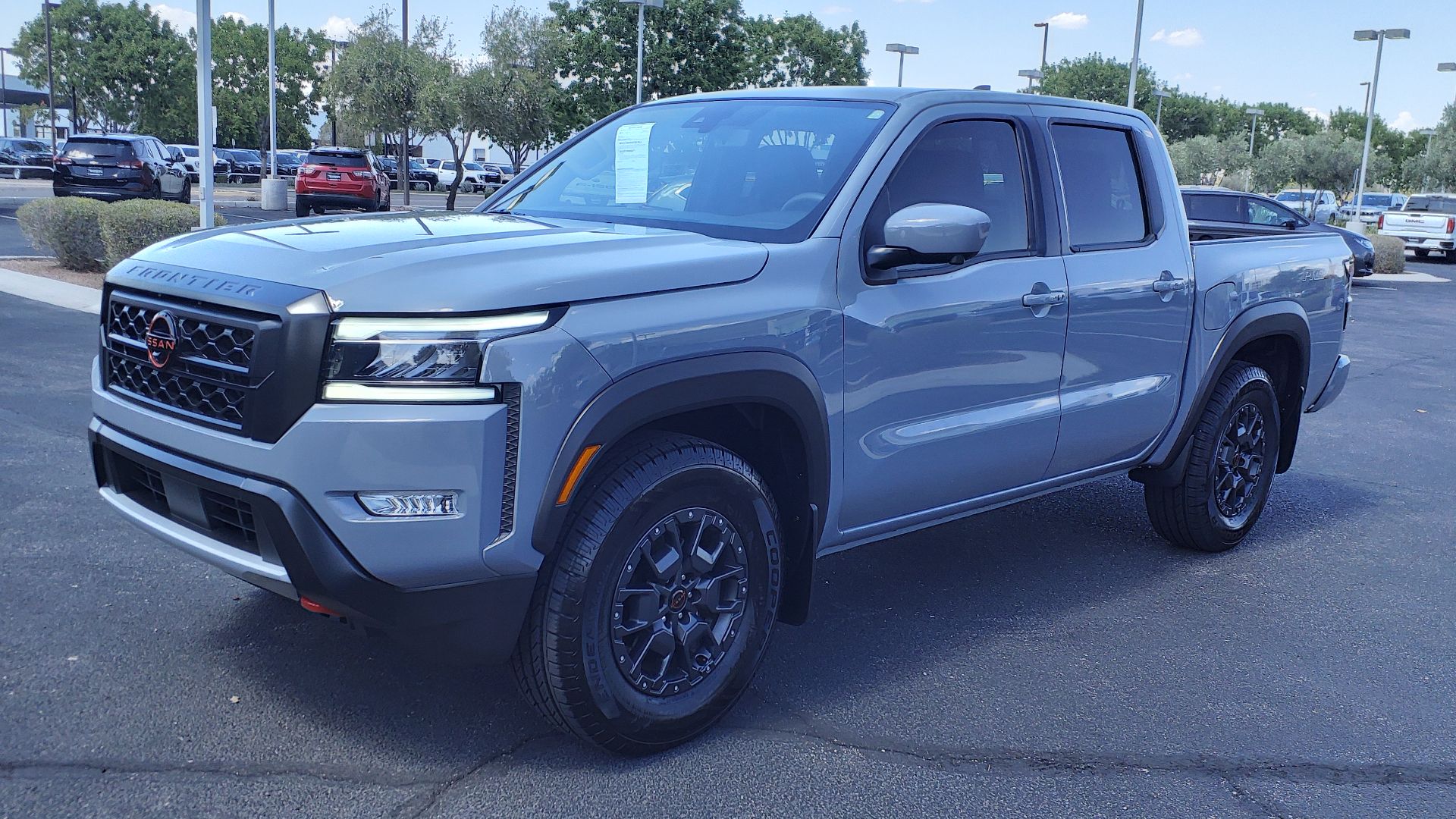 File:23 Nissan Frontier PRO-X.jpg