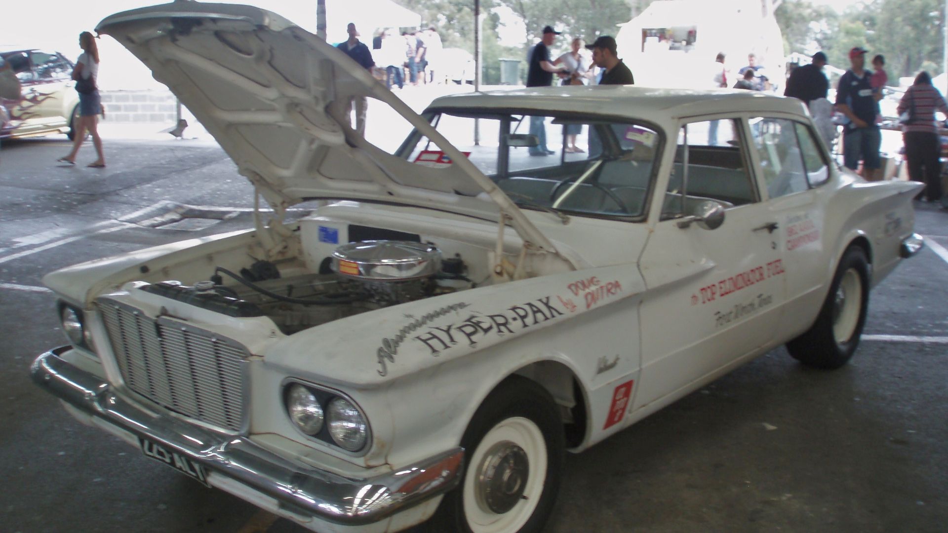 File:1962 Plymouth Valiant V-100 (5149843681).jpg