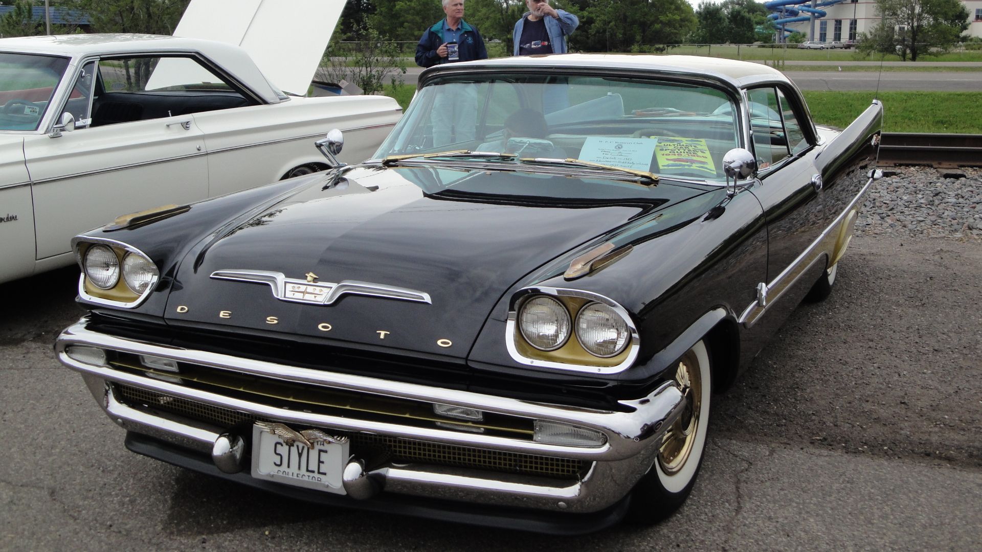 File:57 DeSoto Adventurer (5883472822).jpg