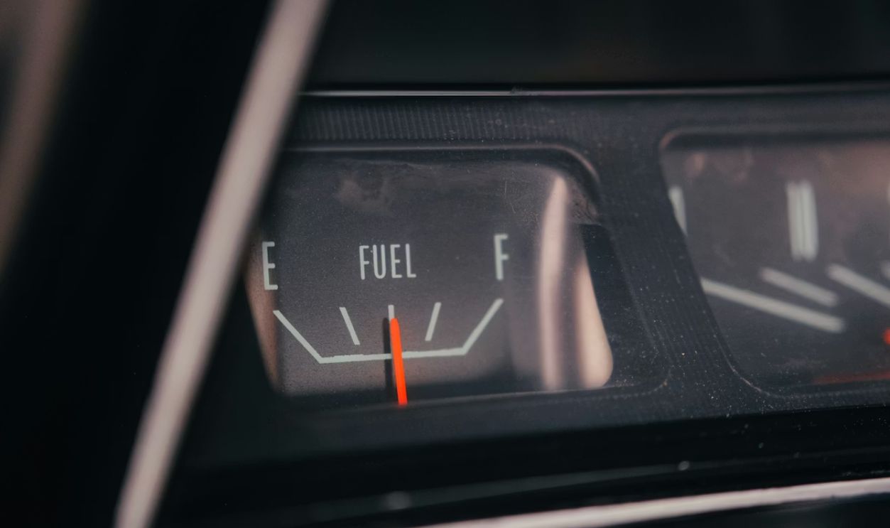 Fuel Efficiency Analyzer