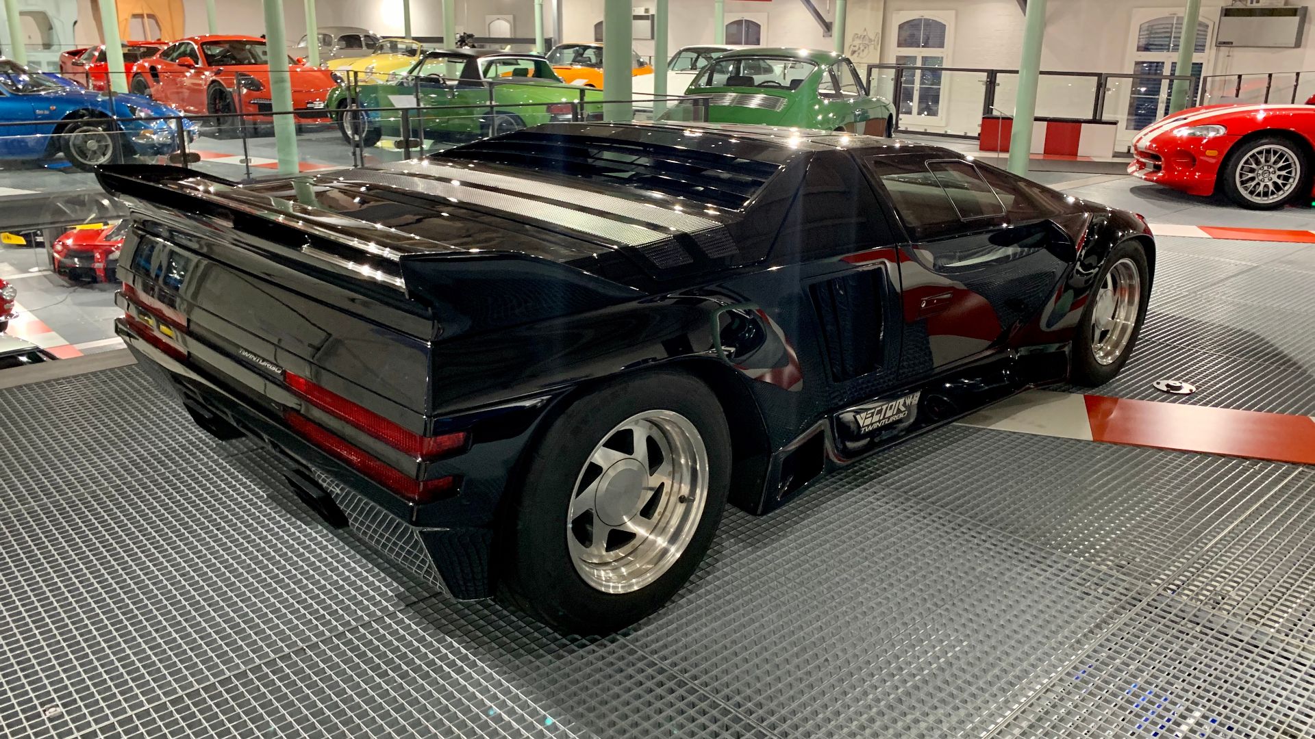 File:Autobau supercars 03.jpg