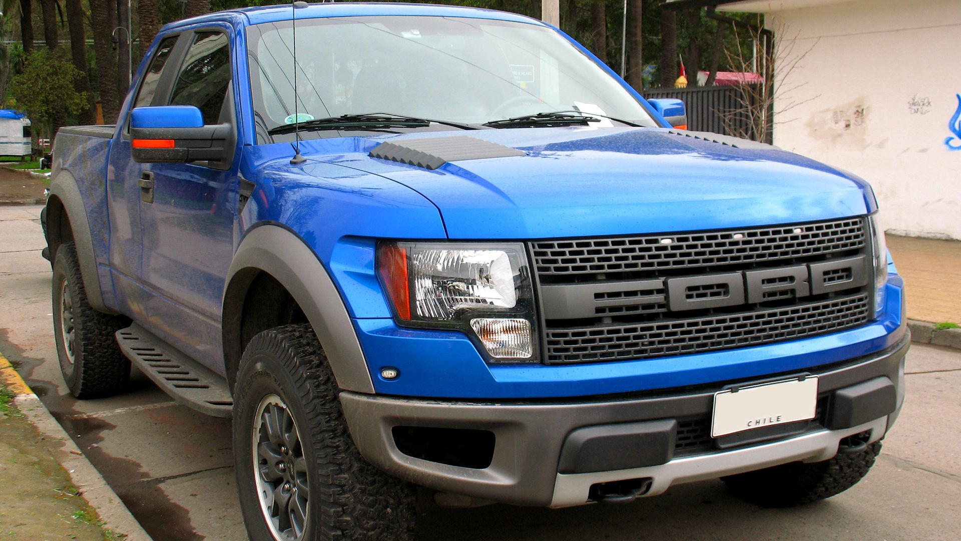 File:Ford F-150 SVT Raptor 2011 (15245966030).jpg