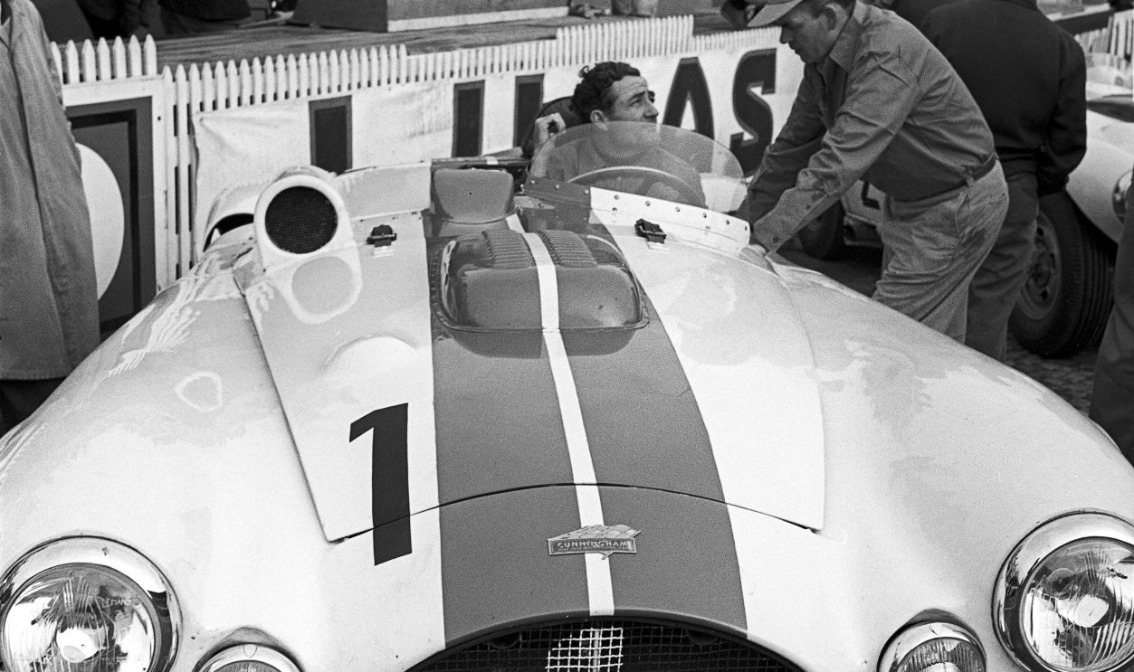Briggs Cunningham, Cunningham-Chrysler C4R, 24 Hours of Le Mans, Le Mans, 13 June 1954.