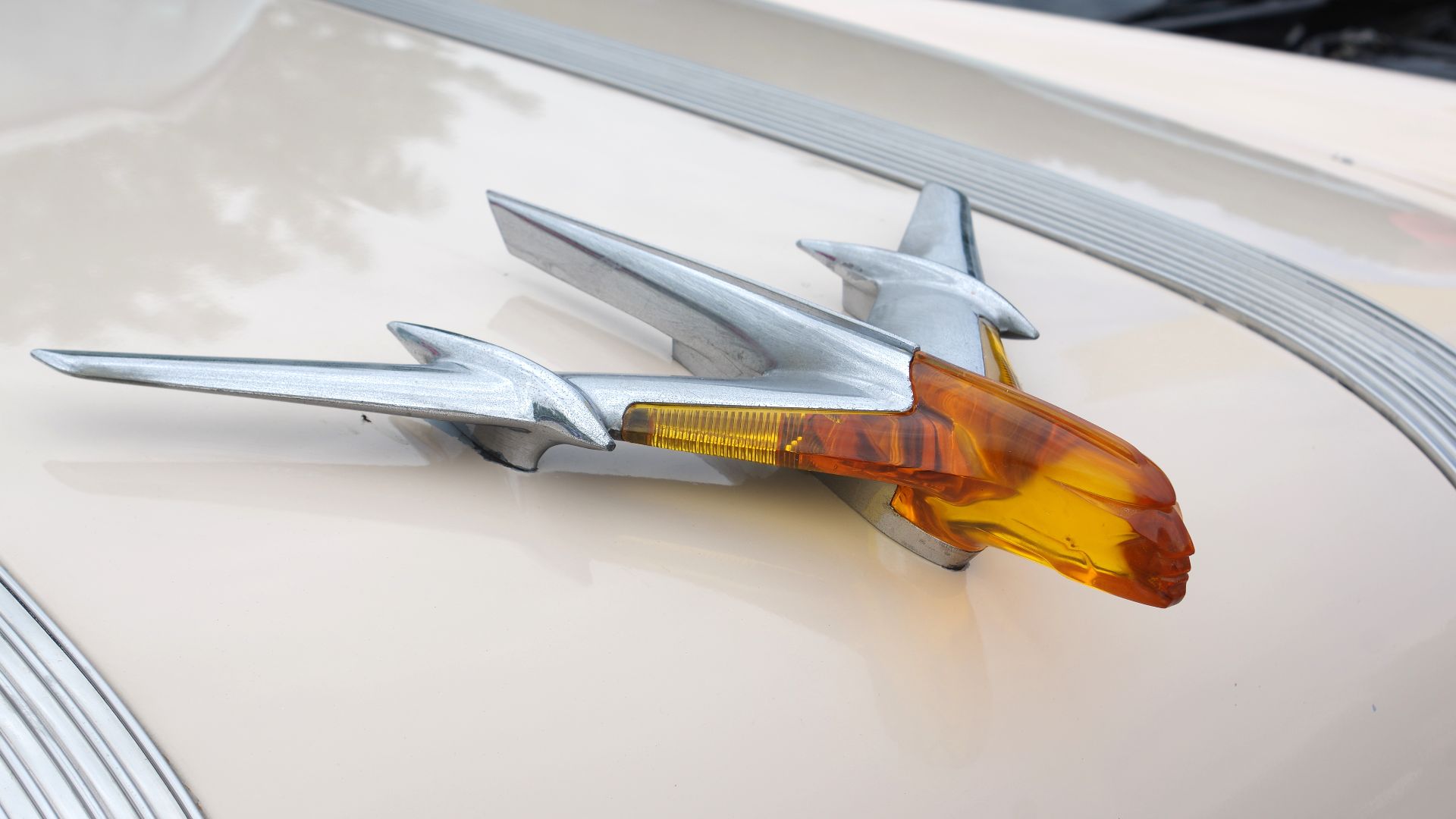 File:Pontiac Star Chief BW 2016-07-17 13-40-11.jpg