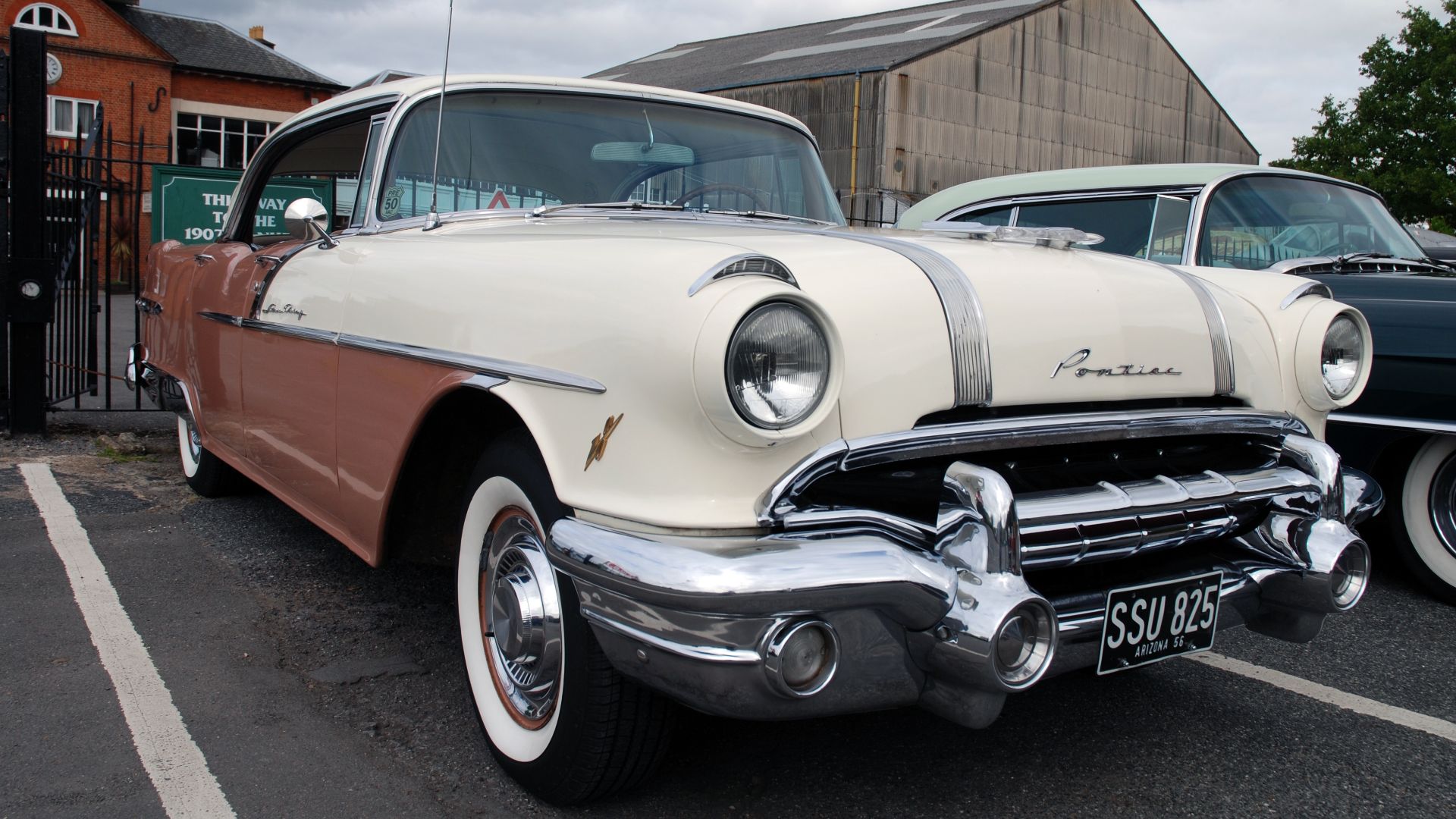 File:Pontiac Star Chief (3892895295).jpg