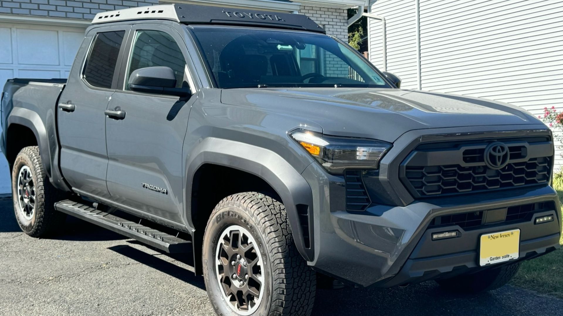 File:2024 Toyota Tacoma TRD Off-Road.jpg