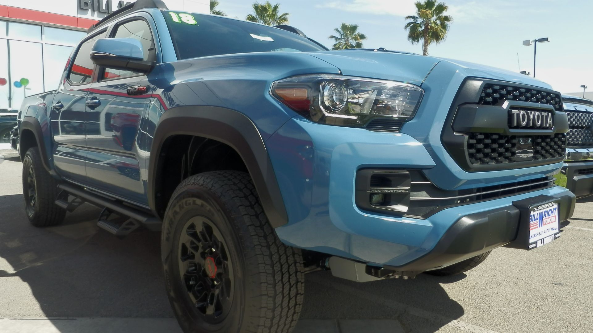 File:Toyota Tacoma TRD Pro P4250811.jpg