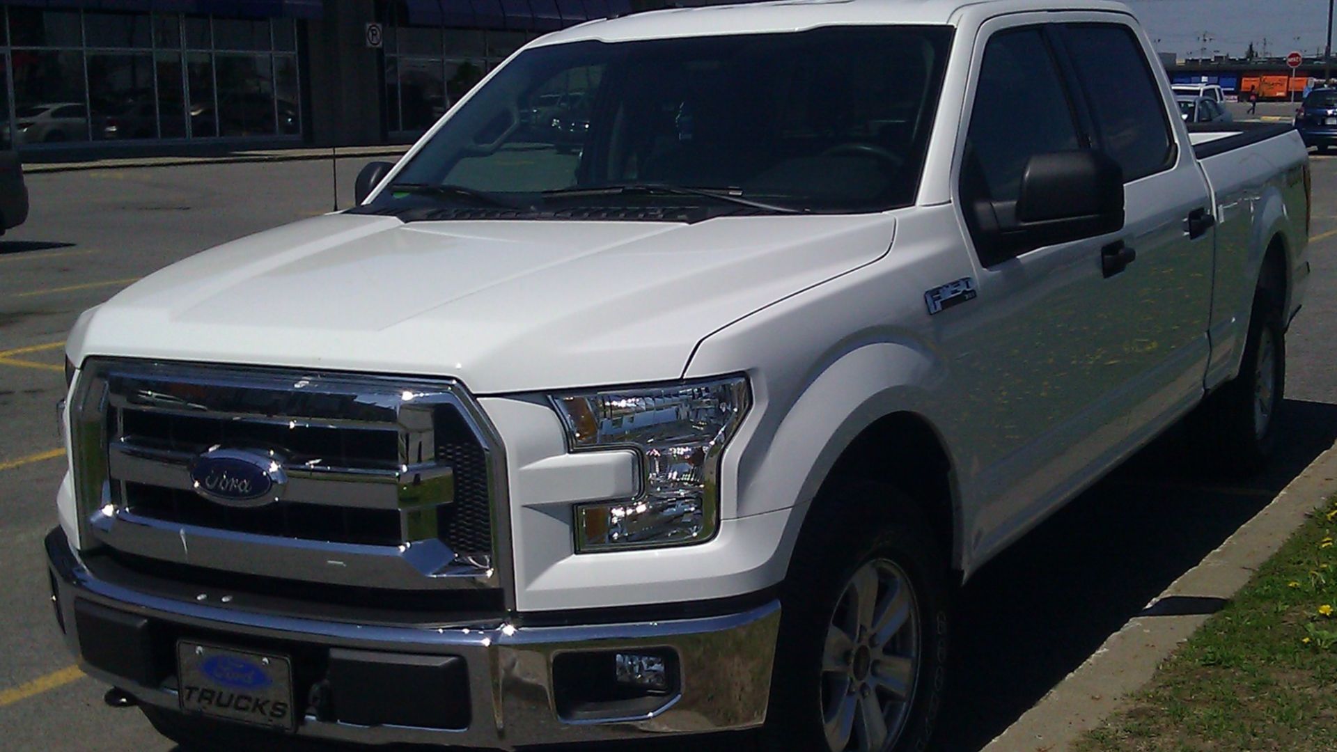 File:'15 Ford F-150 Double Cab.jpg