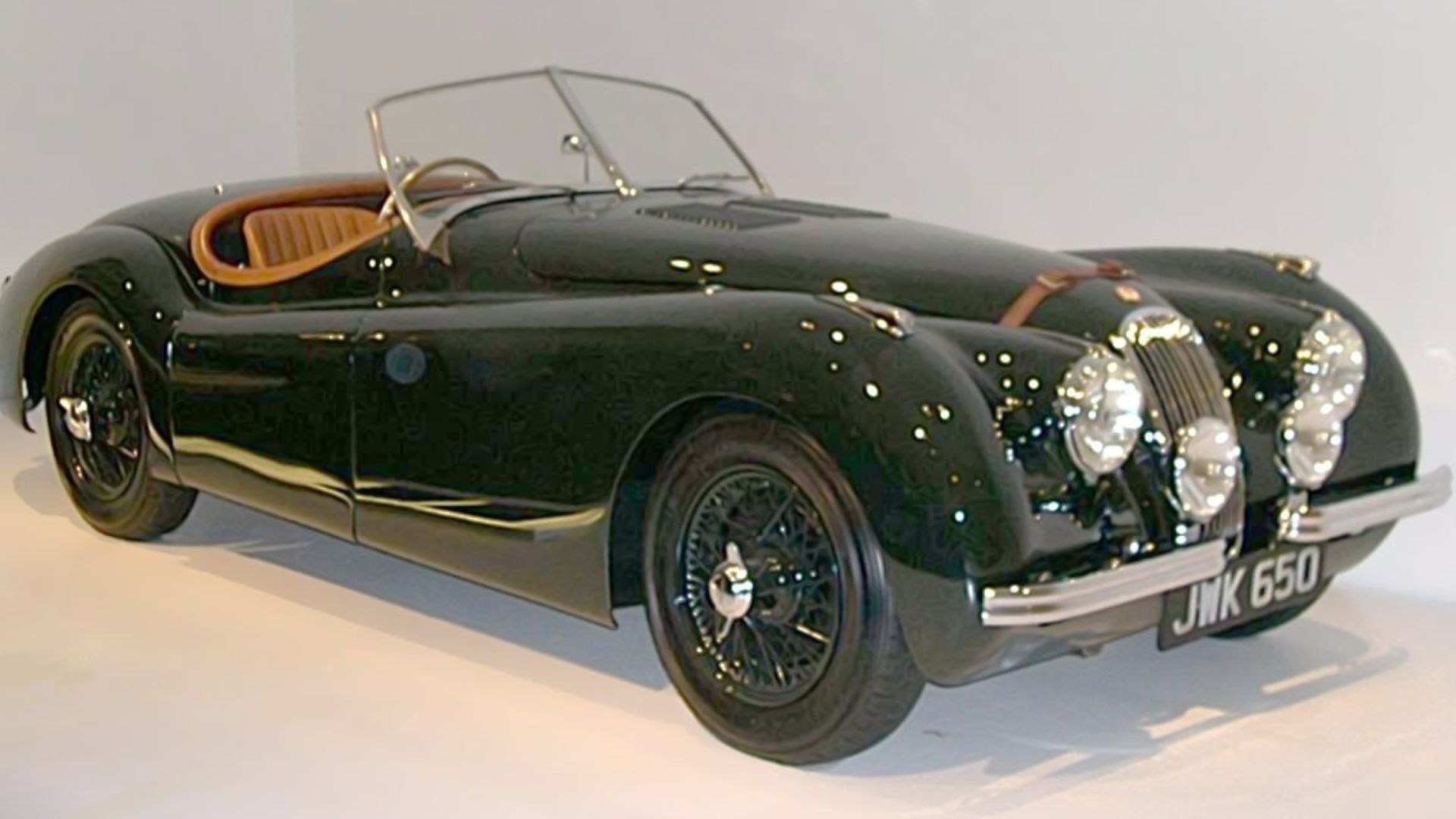 File:1950 Jaguar XK120 34.jpg