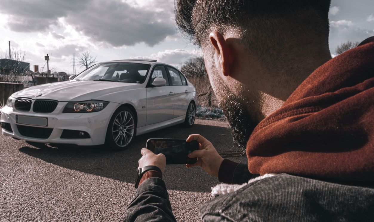 Take Photos When You Move It