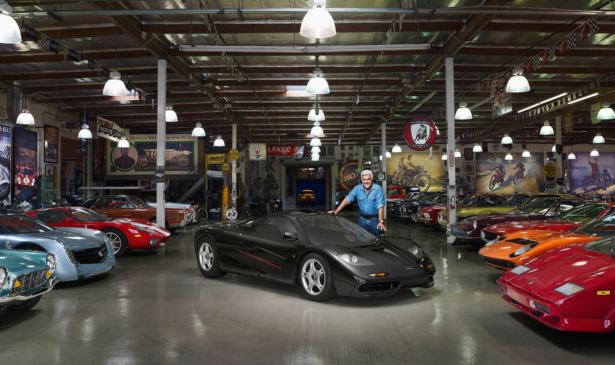 Getty Images - 524260528 - Jay Leno in his garage with his McLaren F1.