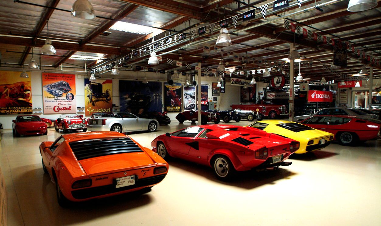 Getty Images - 985104138 - Jay Leno’s collection of cars and motor cycles.