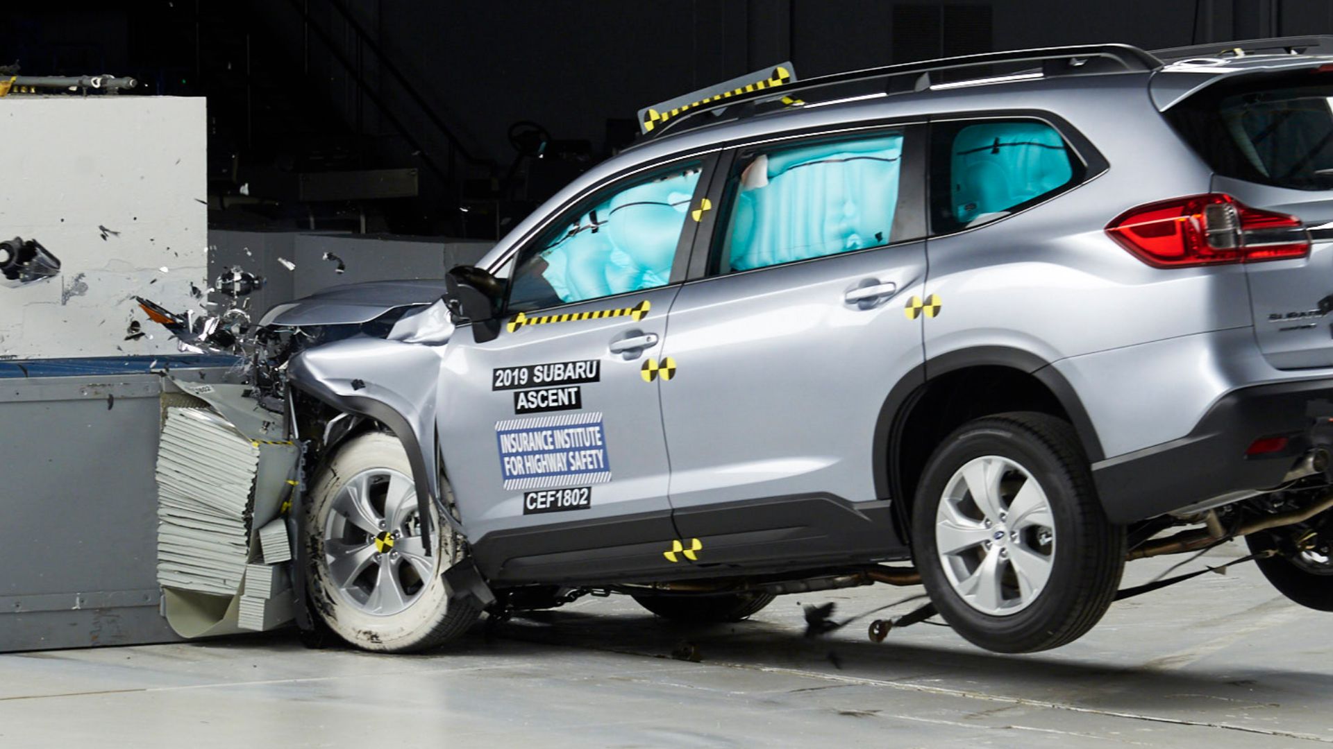 Crash test of a 2019 Subaru Ascent at the Insurance Institute for Highway Safety.