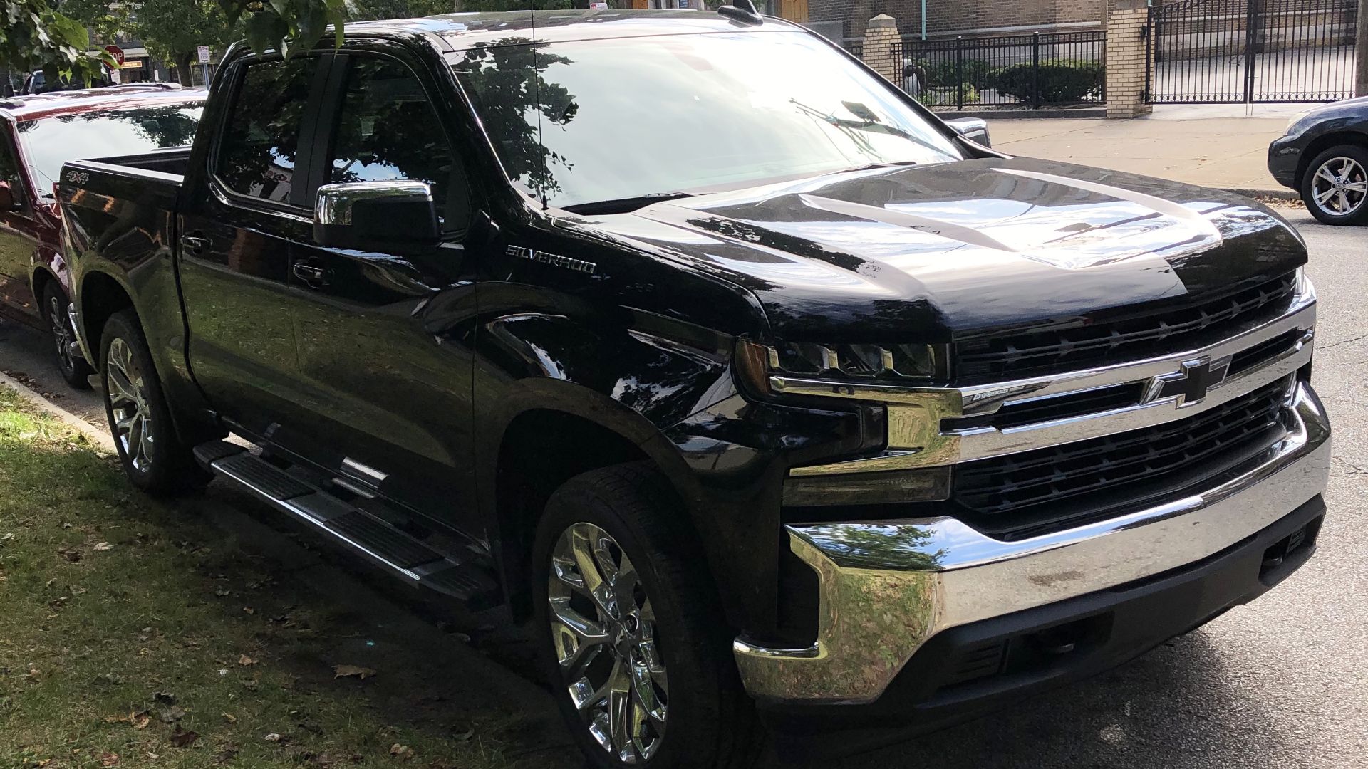 The front of a 2019 Chevrolet Silverado LT Crew Cab
