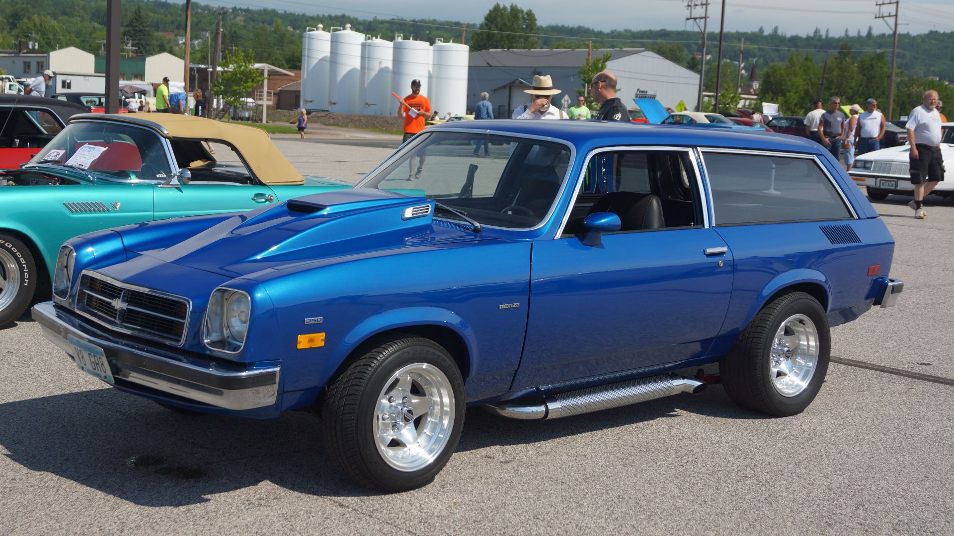 Midwest Mopars North
6th Annual All Makes Car Show
Clyde Iron Heritage Center
Duluth, Minnesota
June, 2016

Click here for more car pictures at my Flickr site.