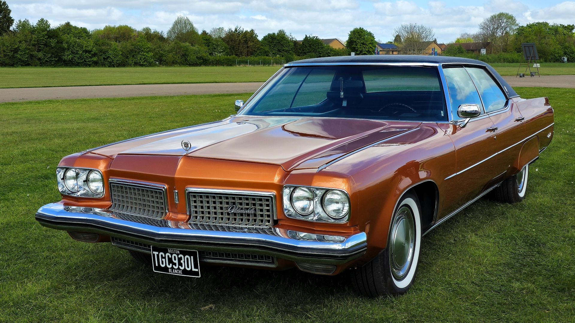 Oldsmobile Ninety Eight