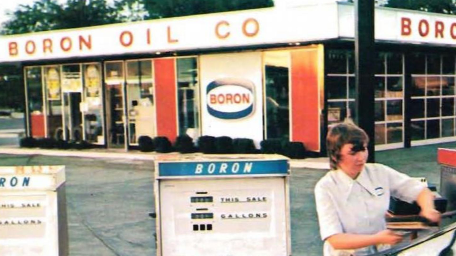 A Sohio Boron branded gasoline station in 1972. The Standard Oil Company  (Ohio) was only legally allowed to use the Sohio and Standard Oil brand names within the state of Ohio and marketed gasoline under various brand names outside its home state.