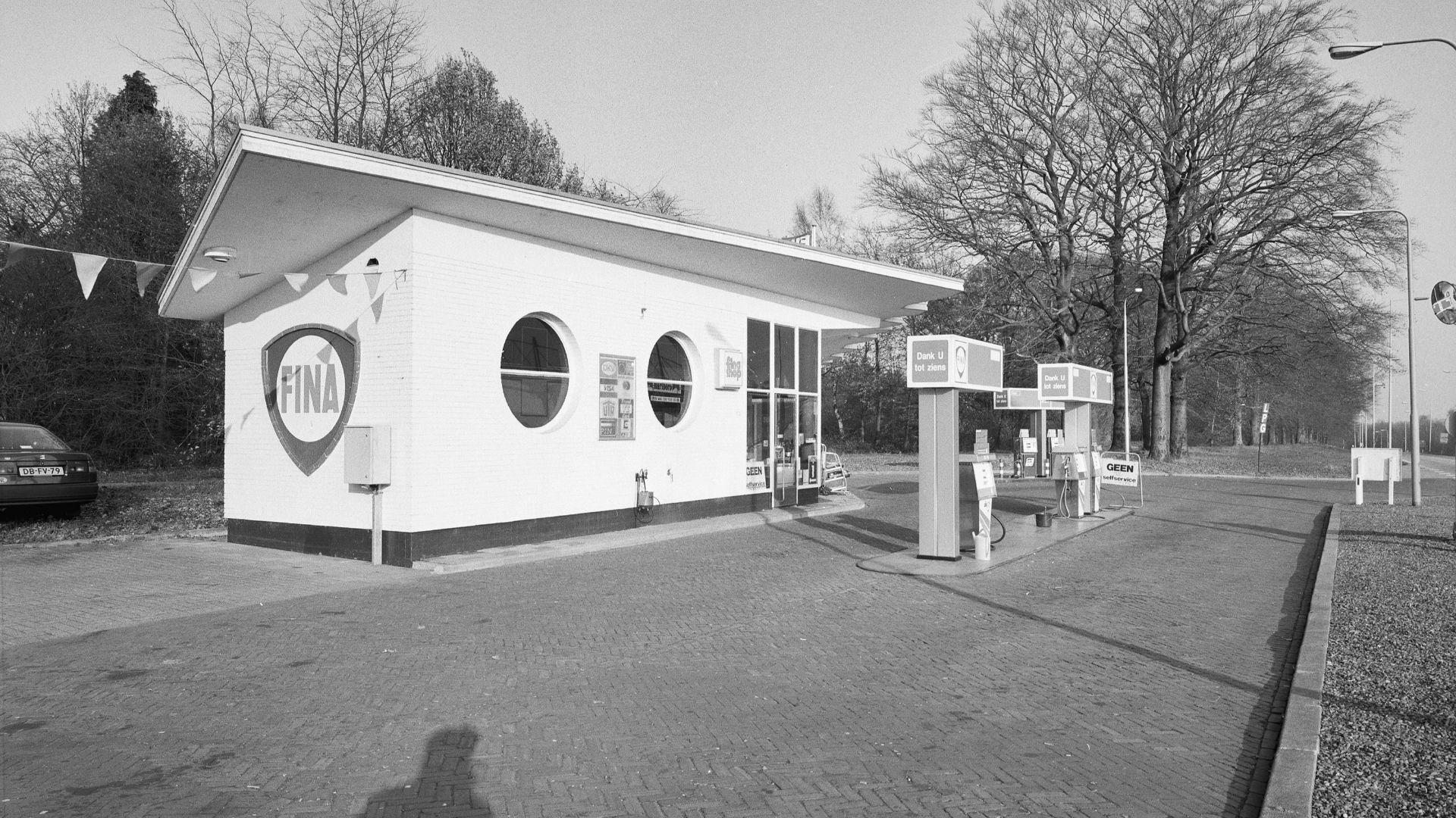 This is an image of a municipal monument in Arnhem with number