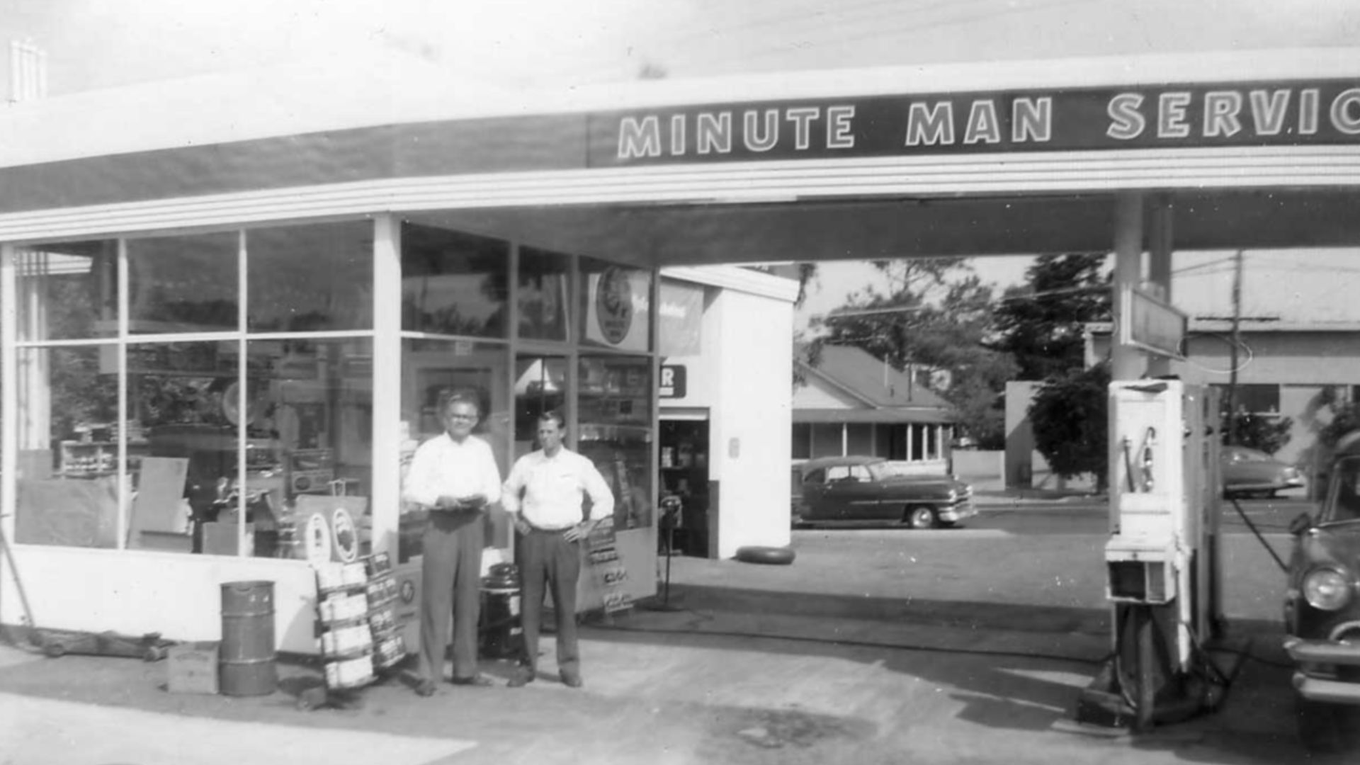 Service station
