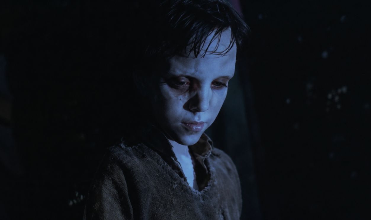 Screenshot from The Devil's Backbone (2001)