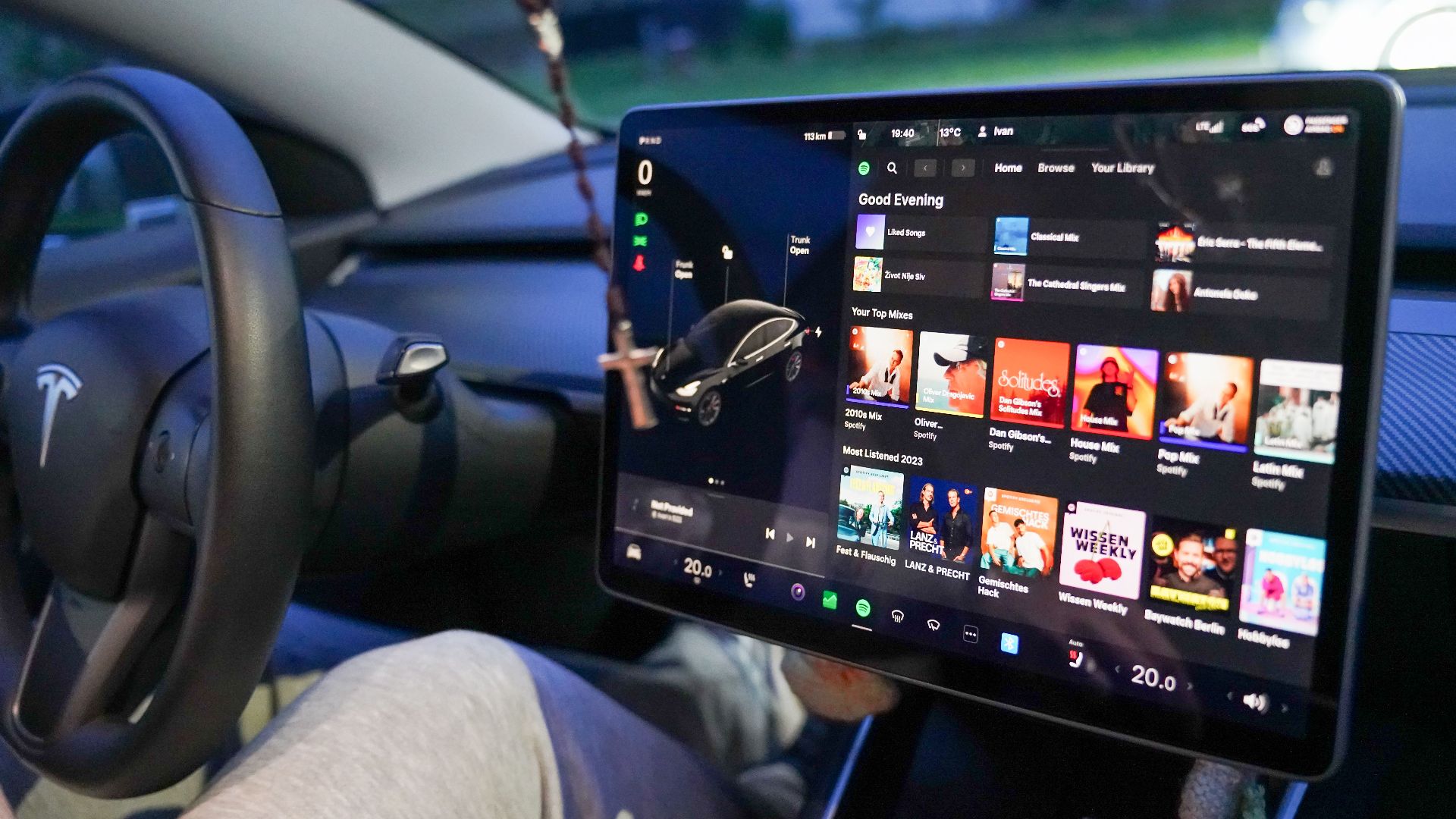 Close-up of a Tesla's digital dashboard showcasing entertainment options in Garešnica.
