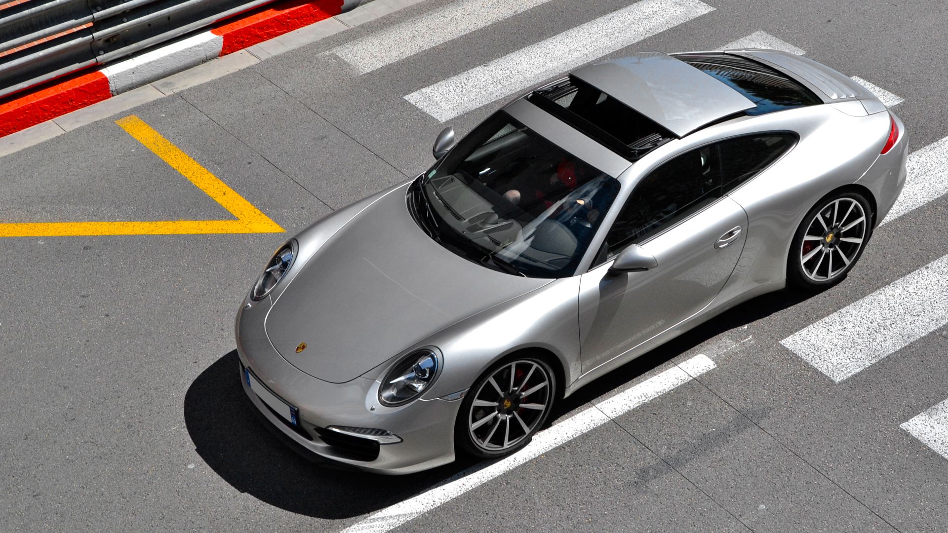 Porsche 911 Carrera