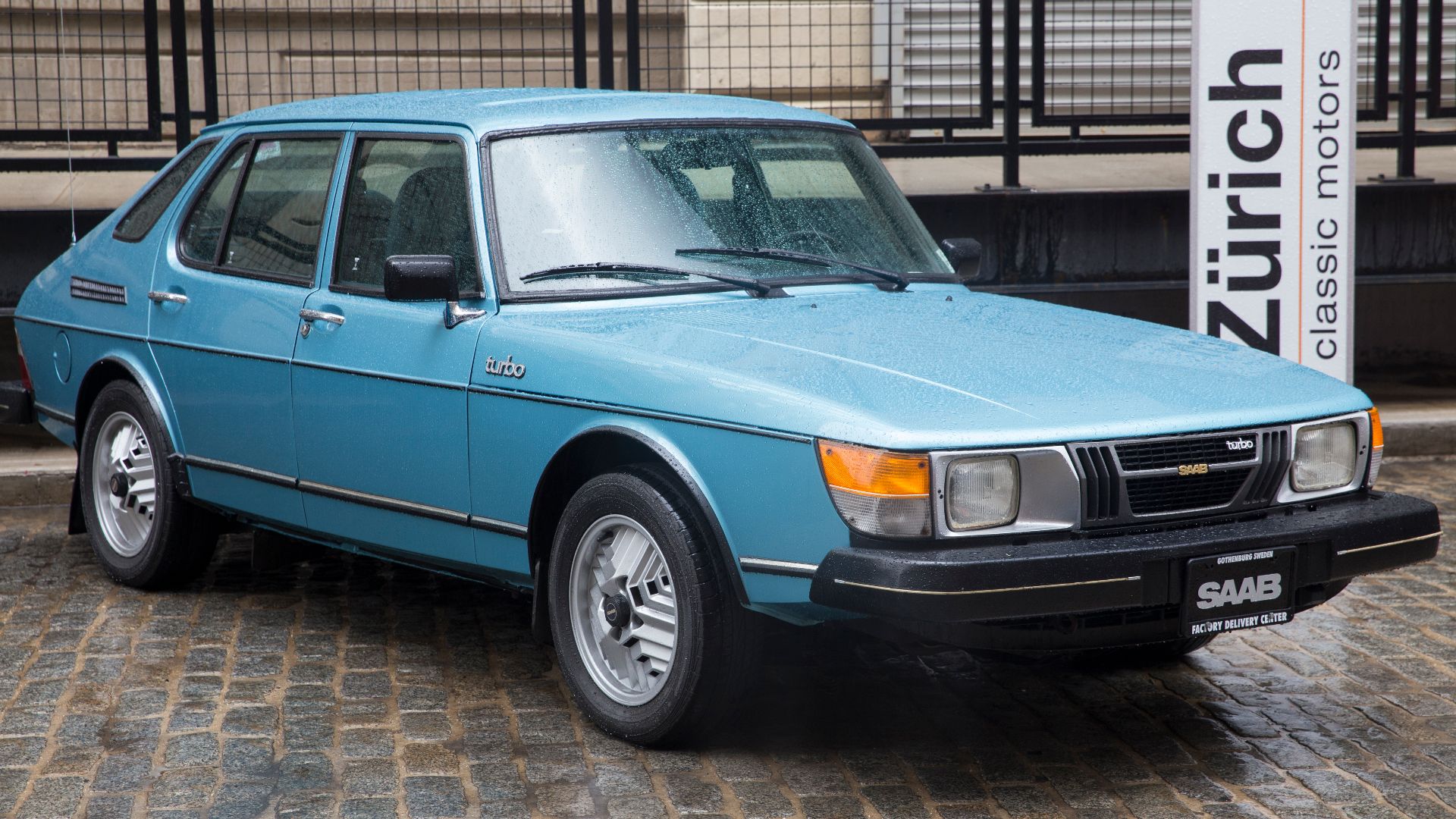 A 1979 Saab 900 Turbo five-door. Very rare US-spec car, Aquamarine paint and four-speed manual. Built on Trollhättan line 1.