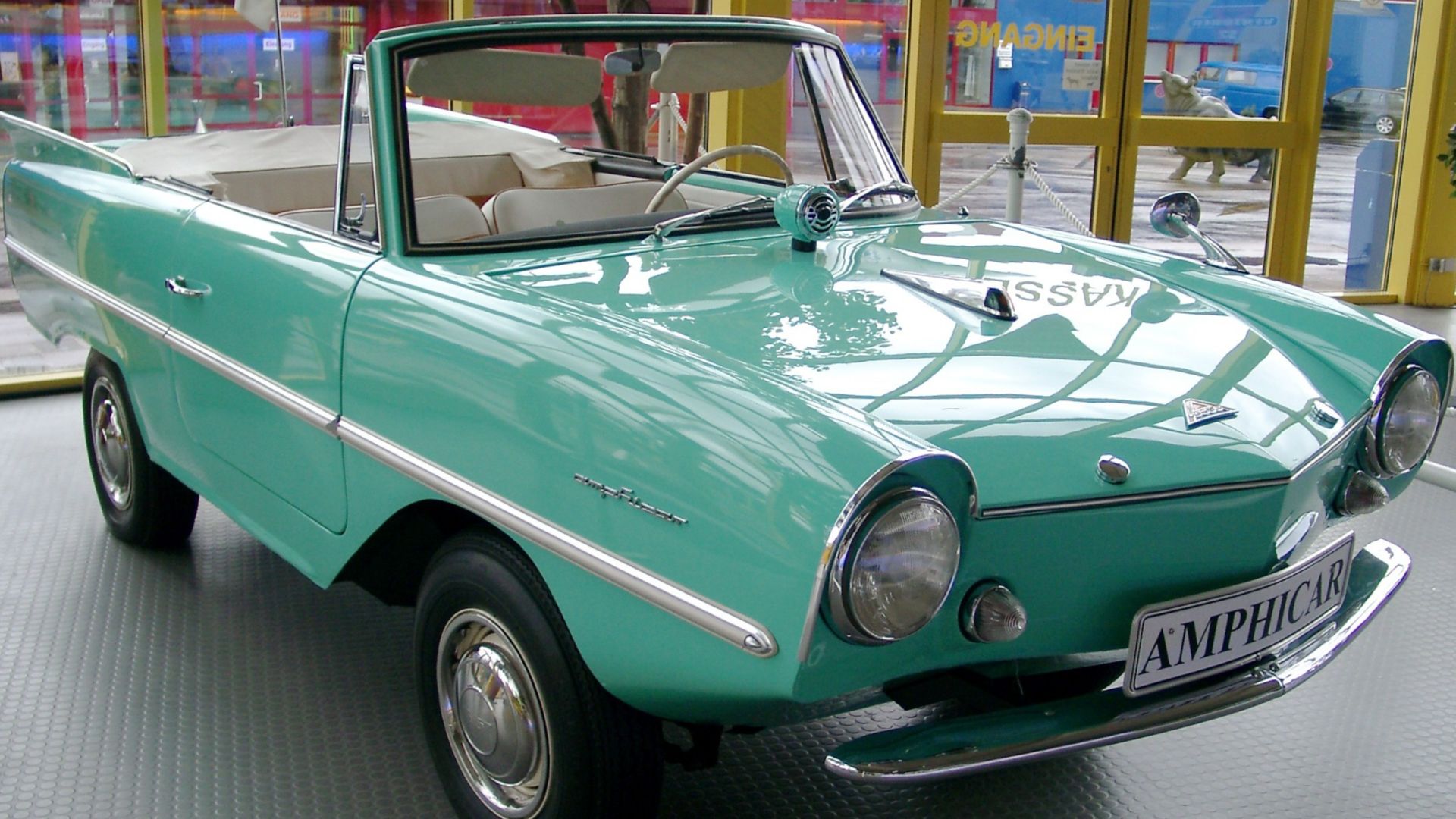 Amphicar, fotografiert im Auto- und Technikmuseum Sinsheim Germany