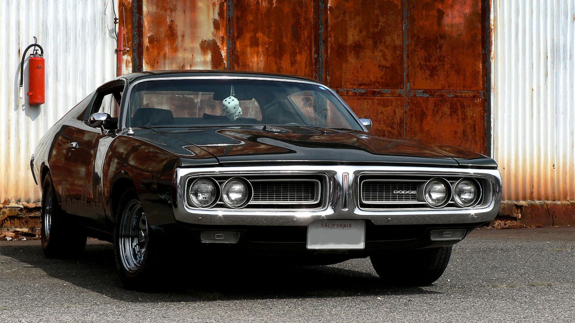 File:Dodge.383.magnum-black.front.view-sstvwf.JPG