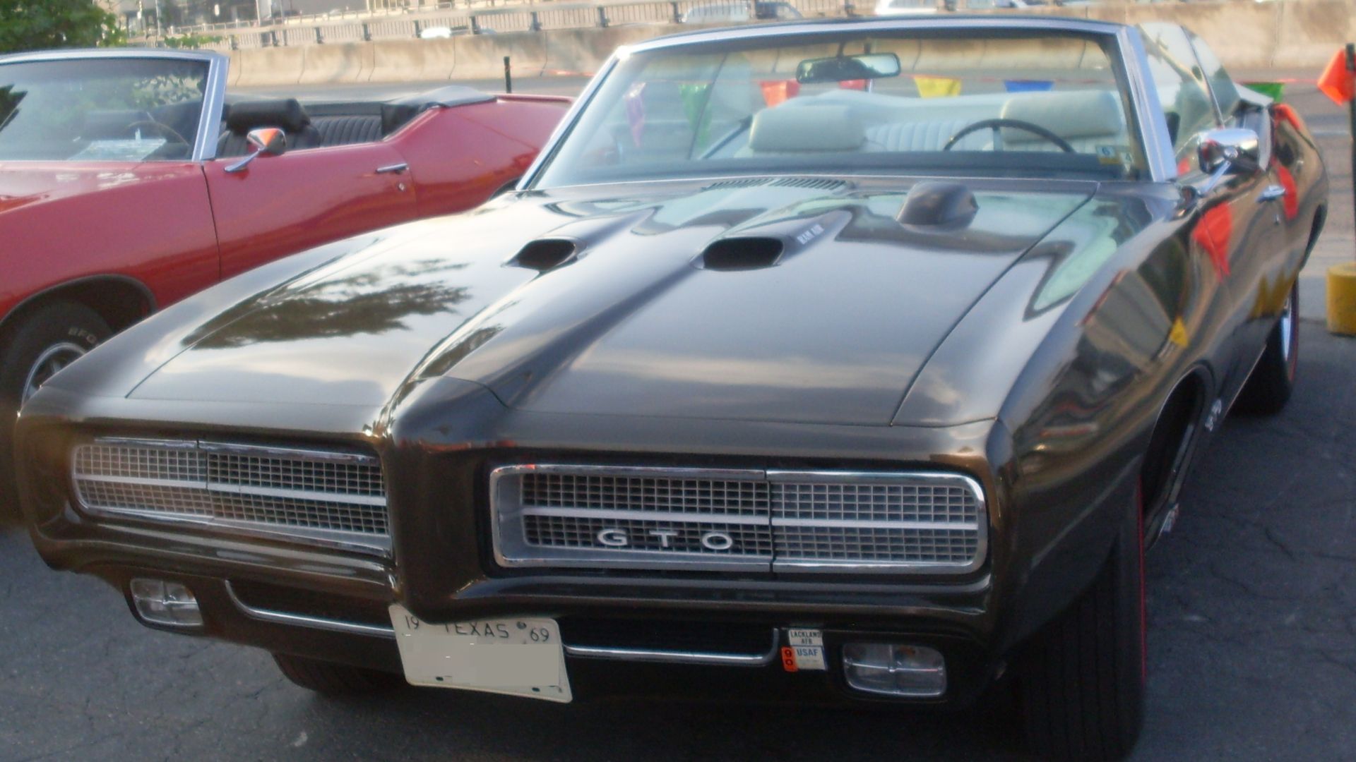 1969 Pontiac GTO photographed in Montreal, Quebec, Canada at Gibeau Orange Julep.